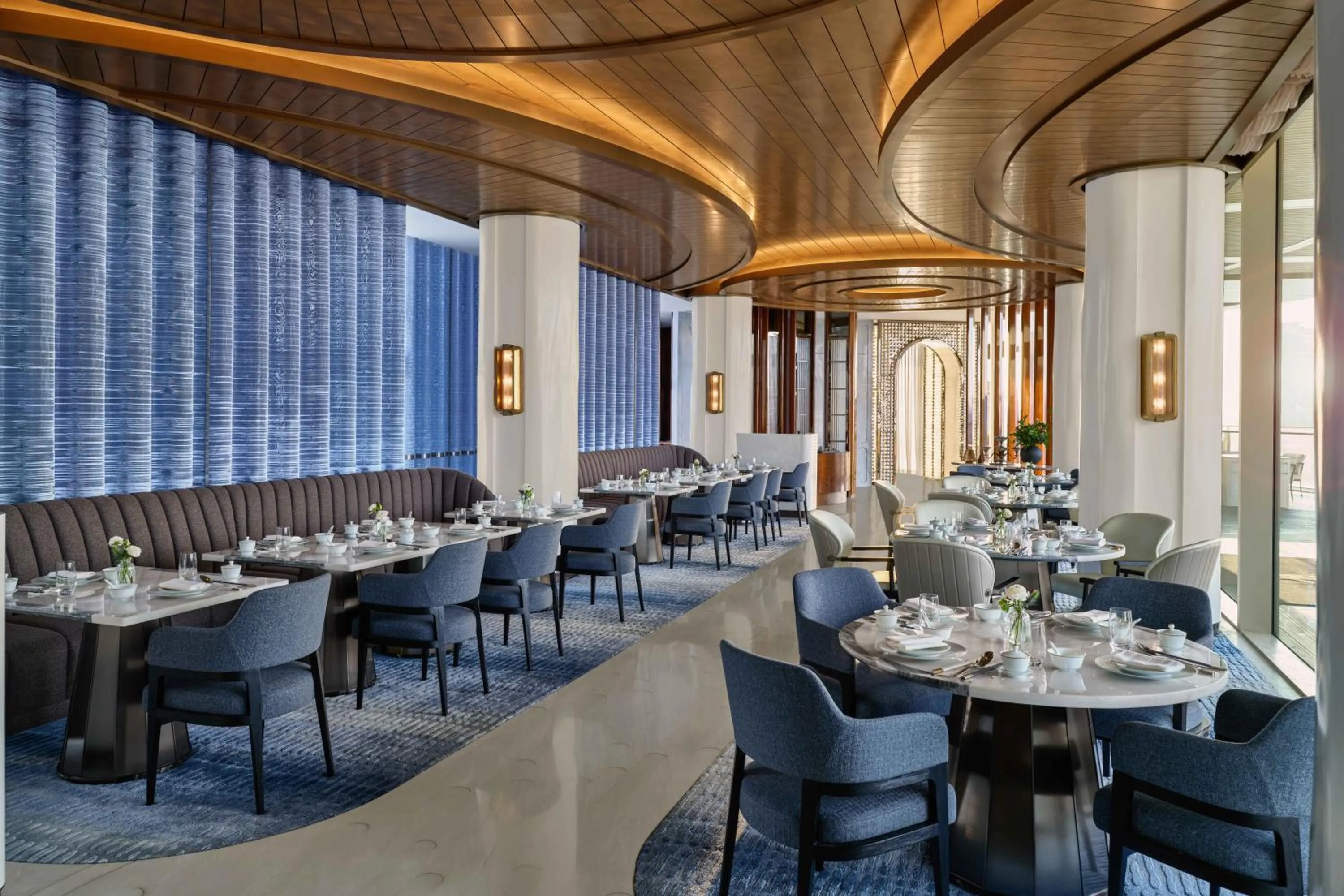Restaurant/places to eat in Waldorf Astoria Shanghai Qiantan