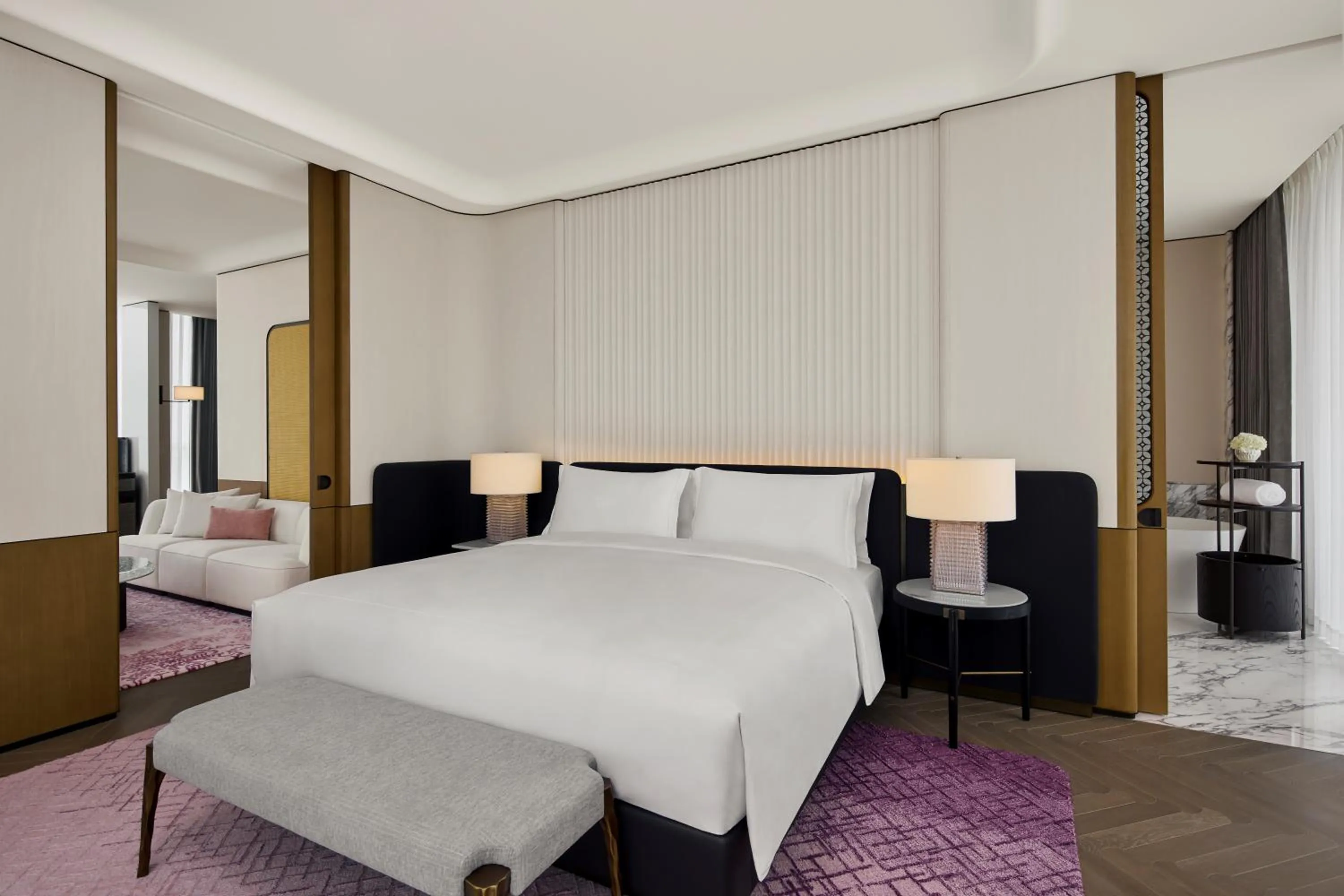 Bed in Waldorf Astoria Shanghai Qiantan