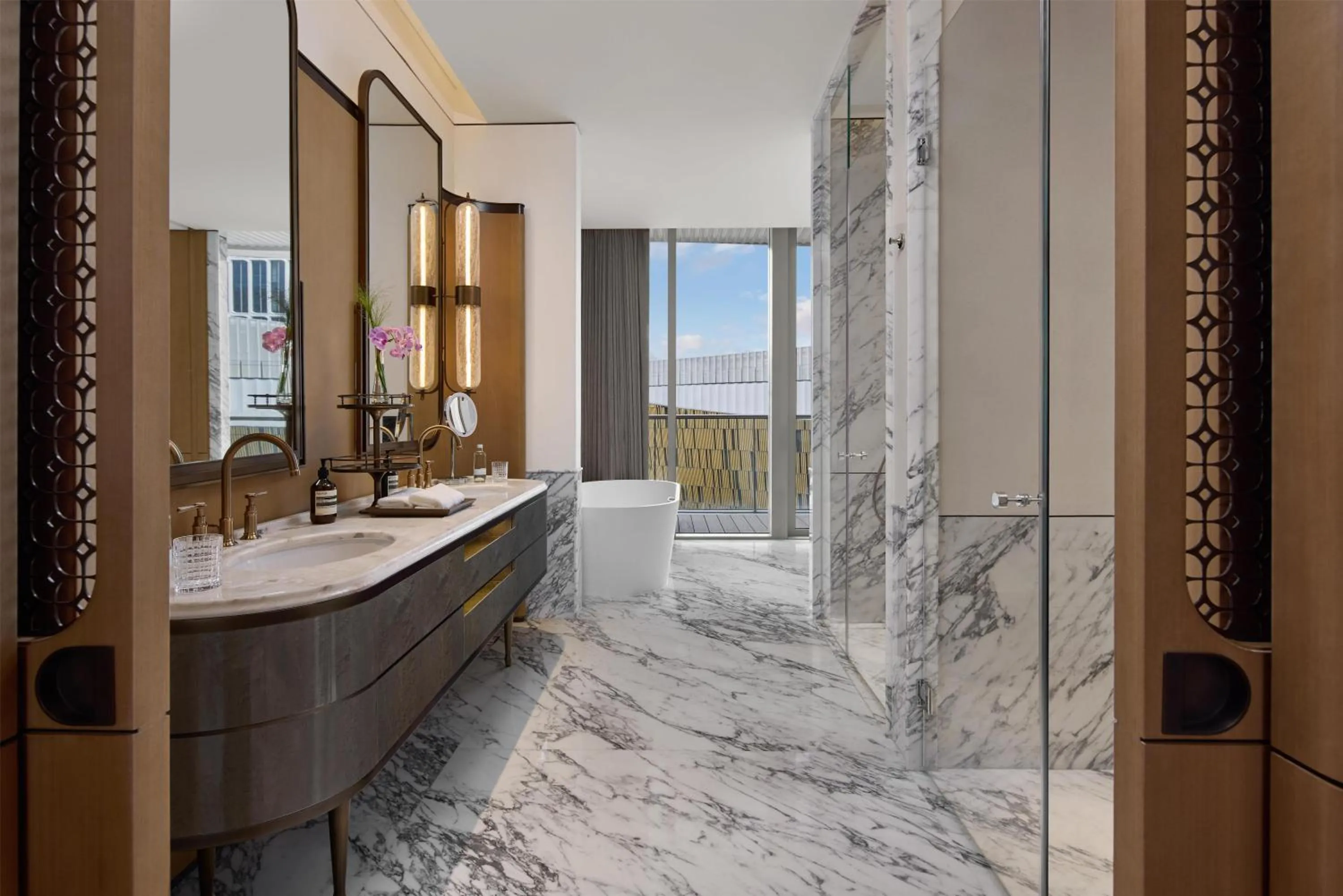 Bathroom in Waldorf Astoria Shanghai Qiantan