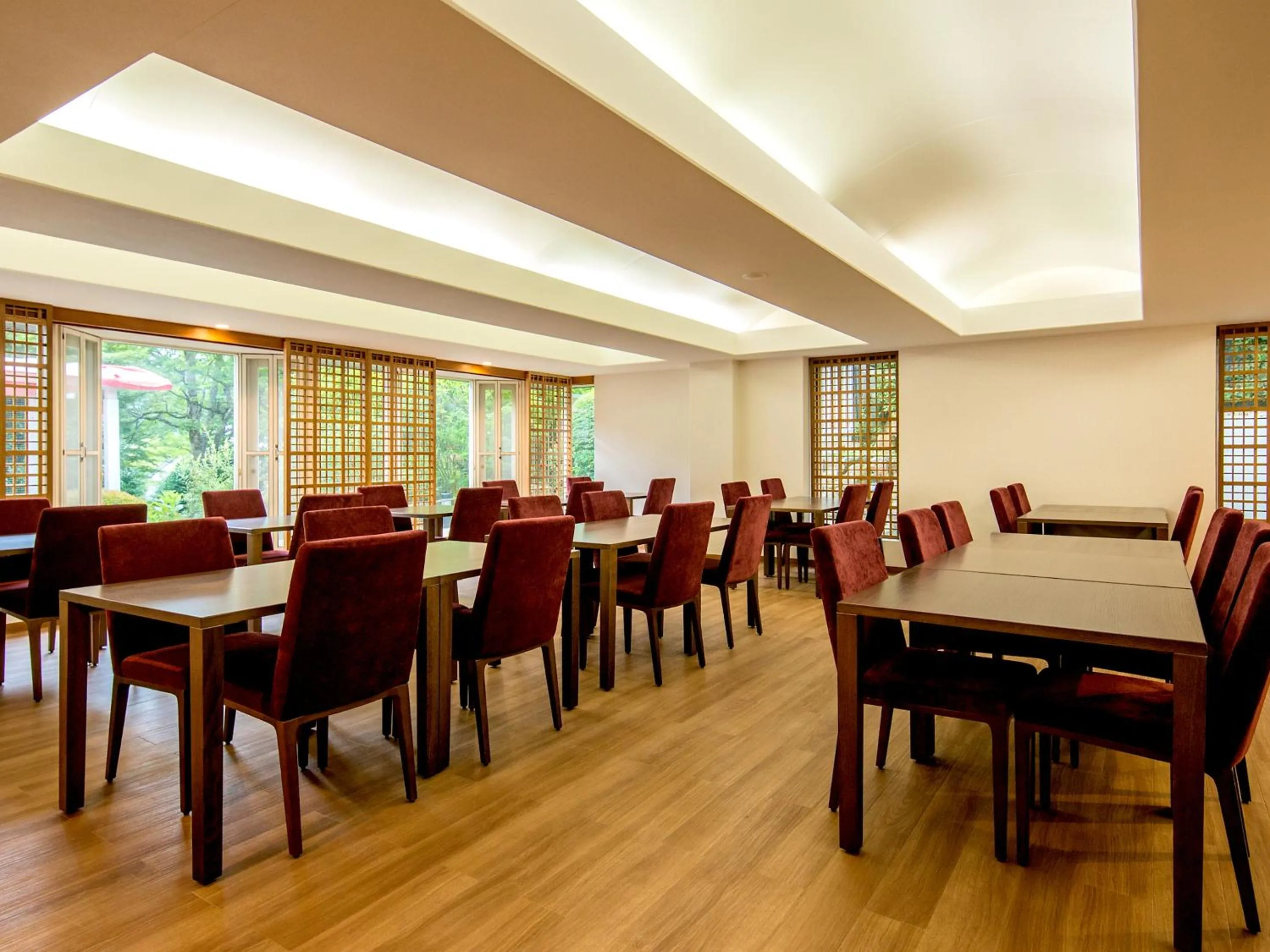 Restaurant/places to eat in TKP Lectore Hakone Gora