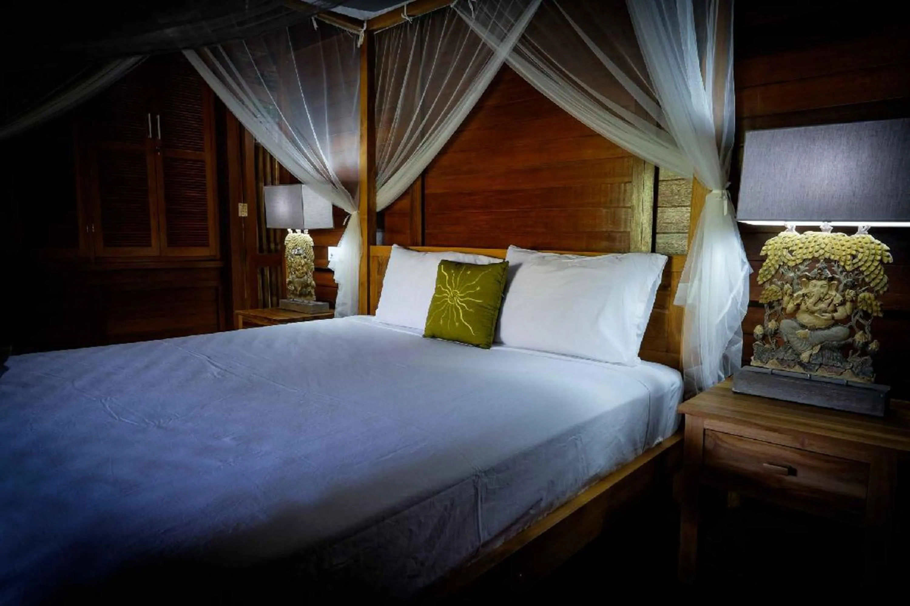 Bed in Alam Taman Villa