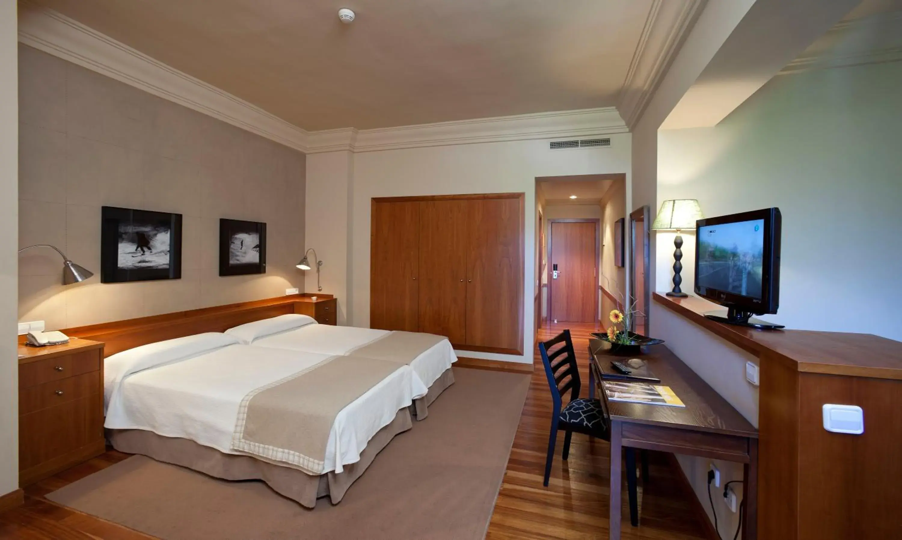 Junior Suite in Parador de Vielha Junior Suite in Parador de Vielha