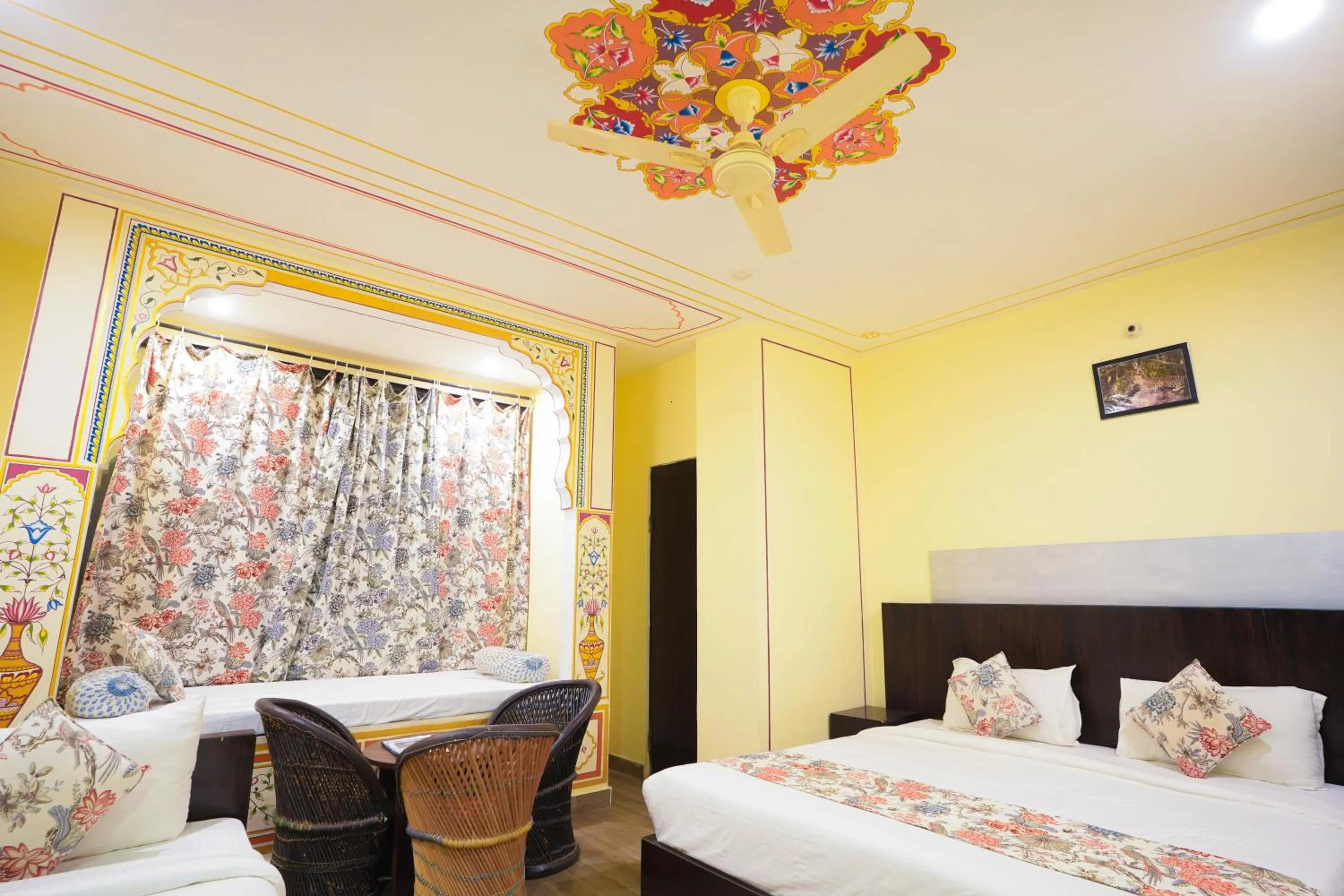 Bed in Rajputana Heritage