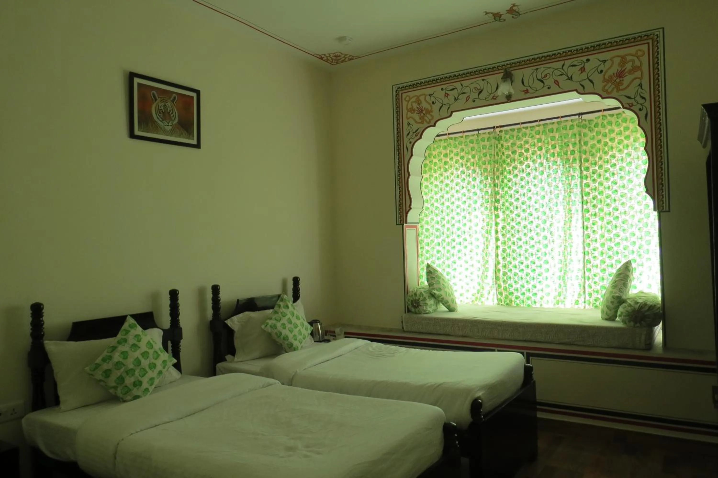 Bed in Rajputana Heritage