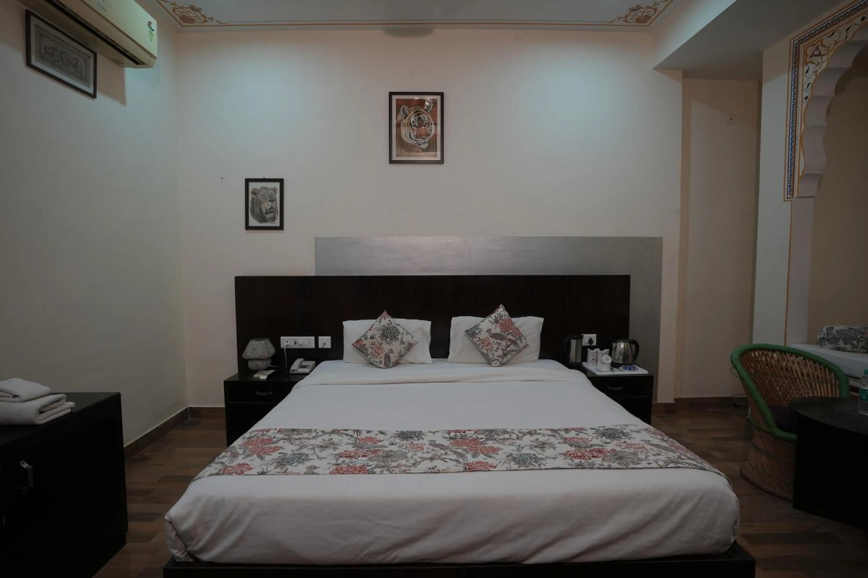 Bedroom, Bed in Rajputana Heritage