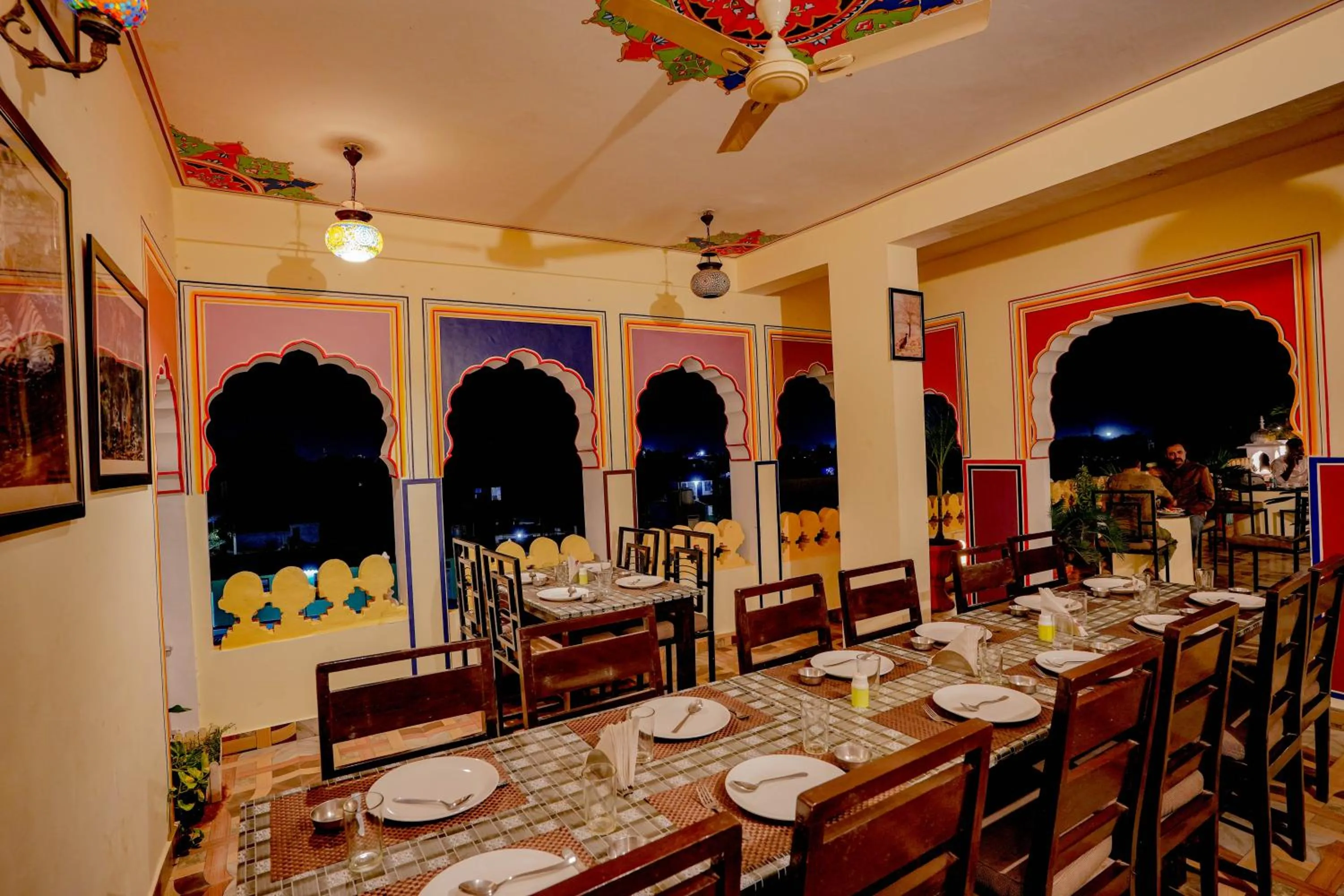 Restaurant/places to eat in Rajputana Heritage
