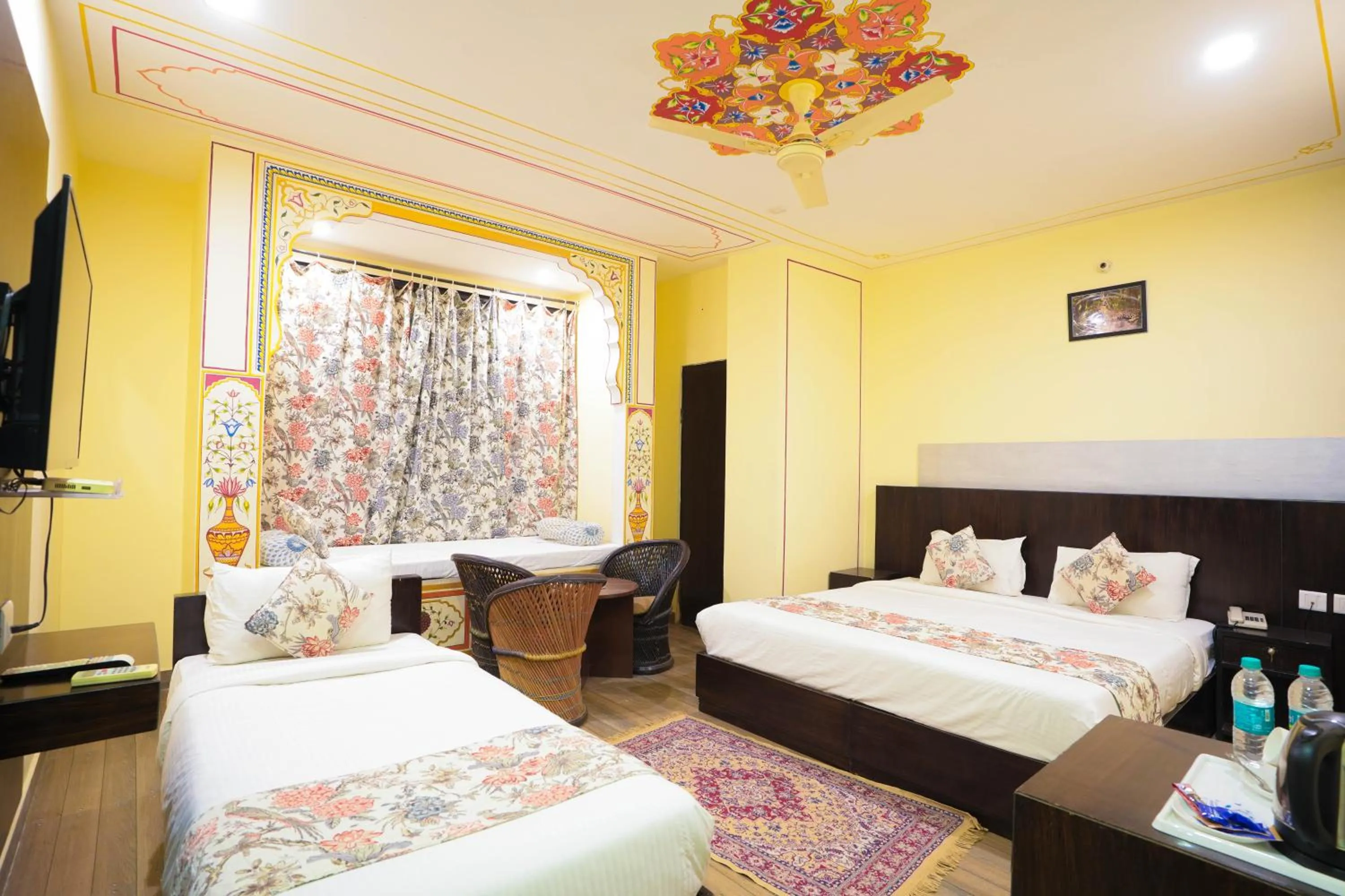 Bed in Rajputana Heritage