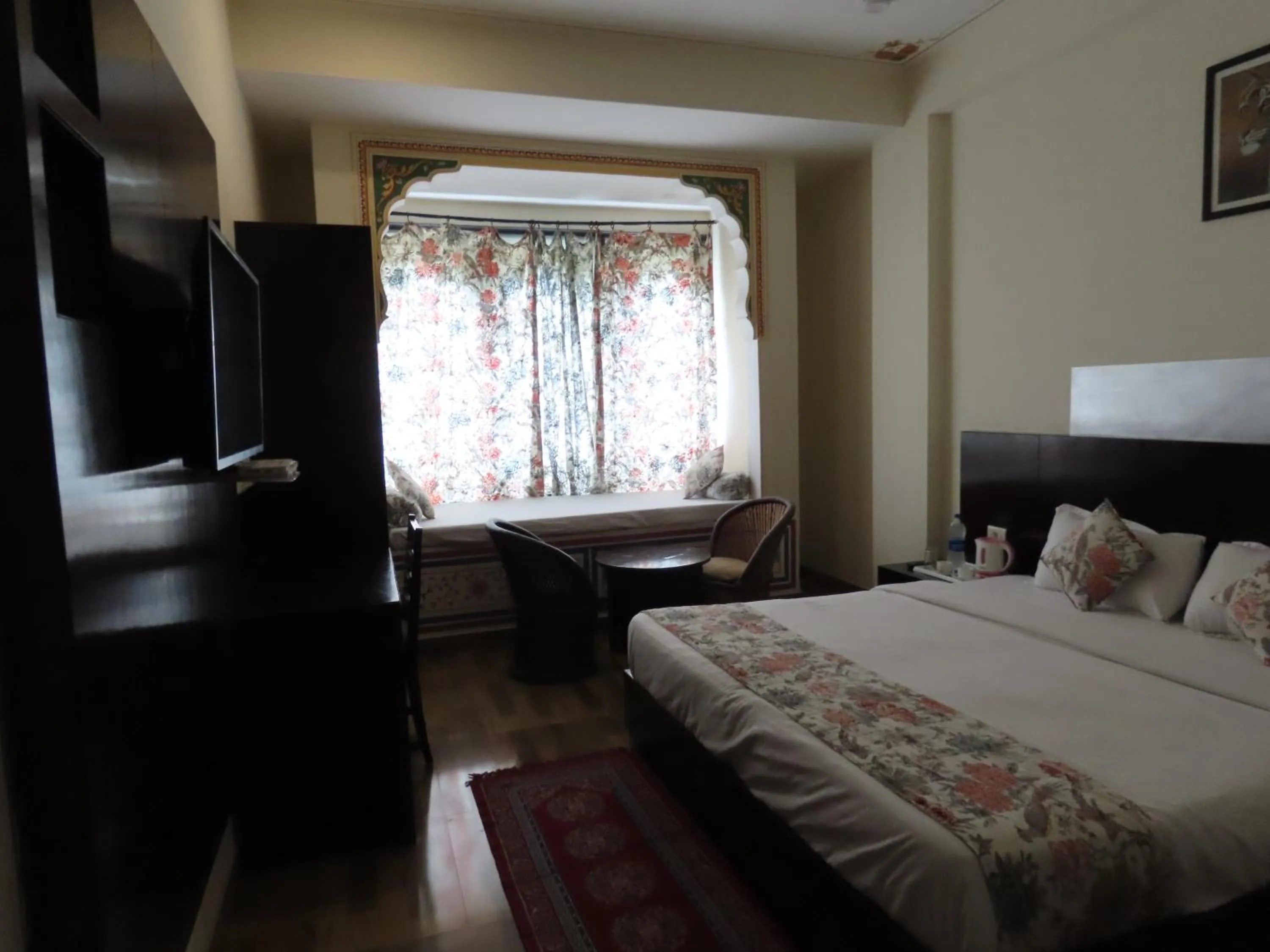 Photo of the whole room, Bed in Rajputana Heritage
