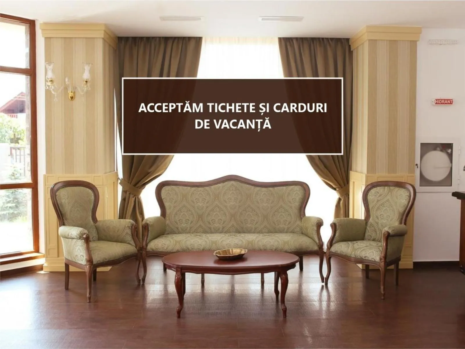 Communal lounge/ TV room in Hotel Bohemia