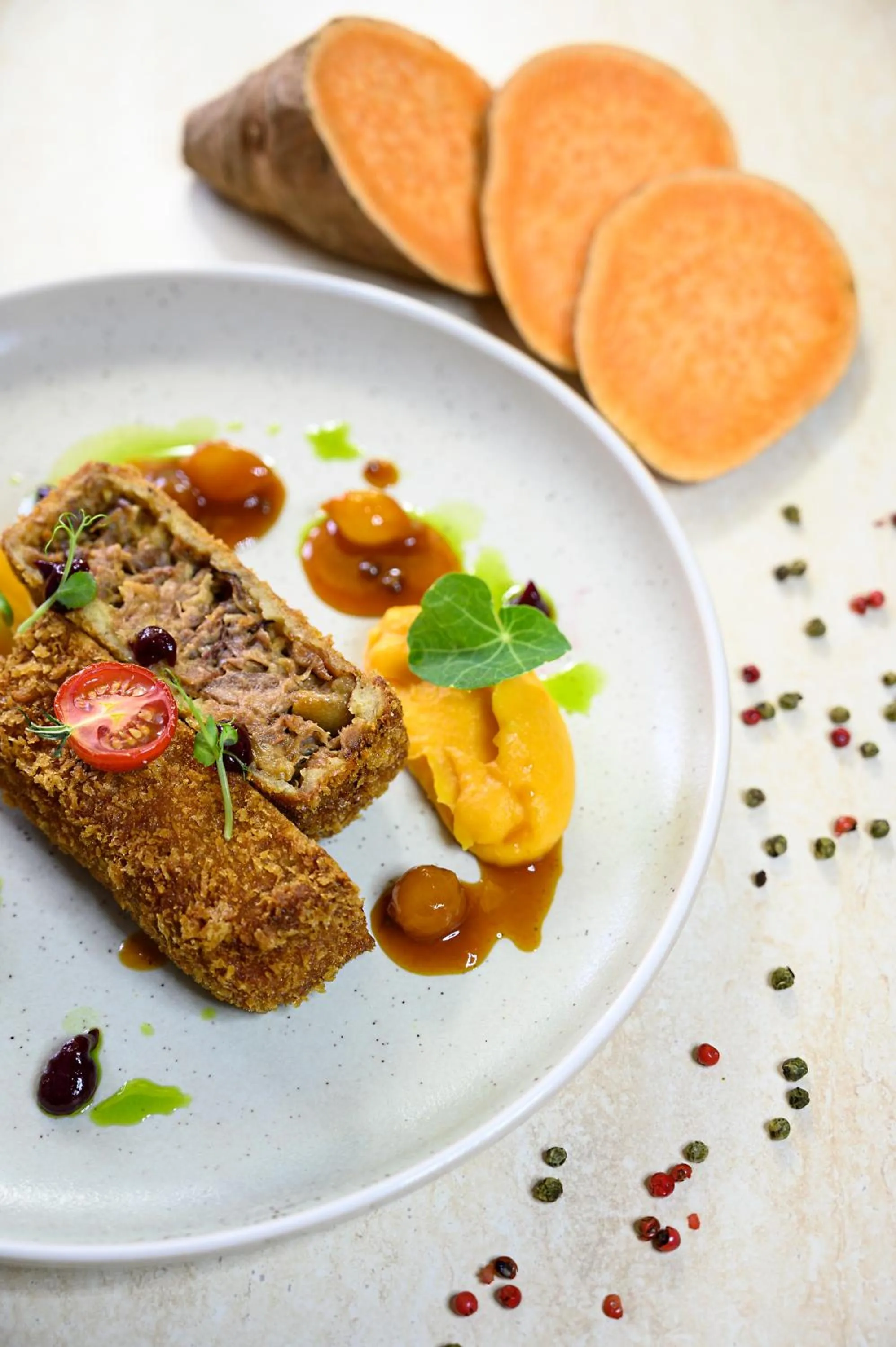 Restaurant/places to eat in Hotel Bohemia