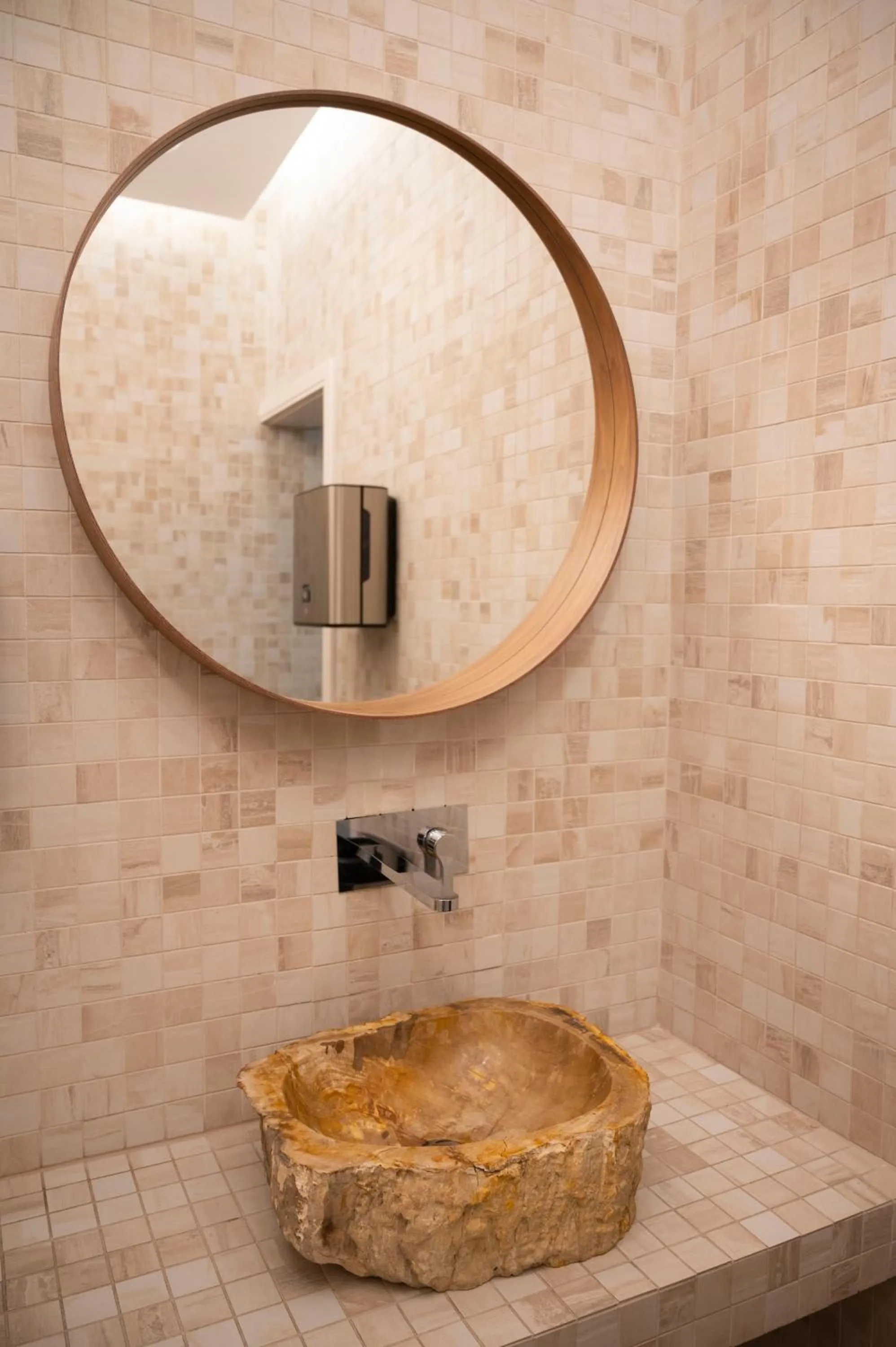 Restaurant/places to eat in Hotel Bohemia