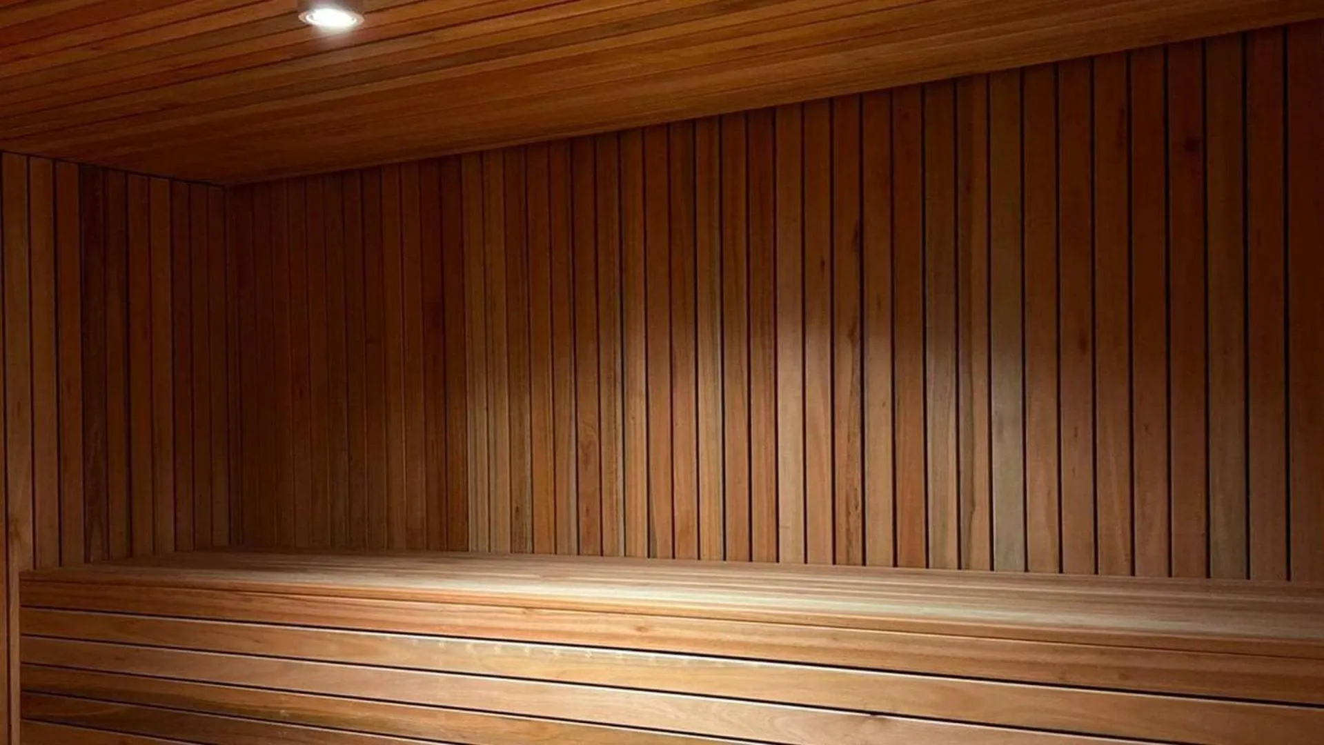 Swimming pool in Radisson Blu Bariloche