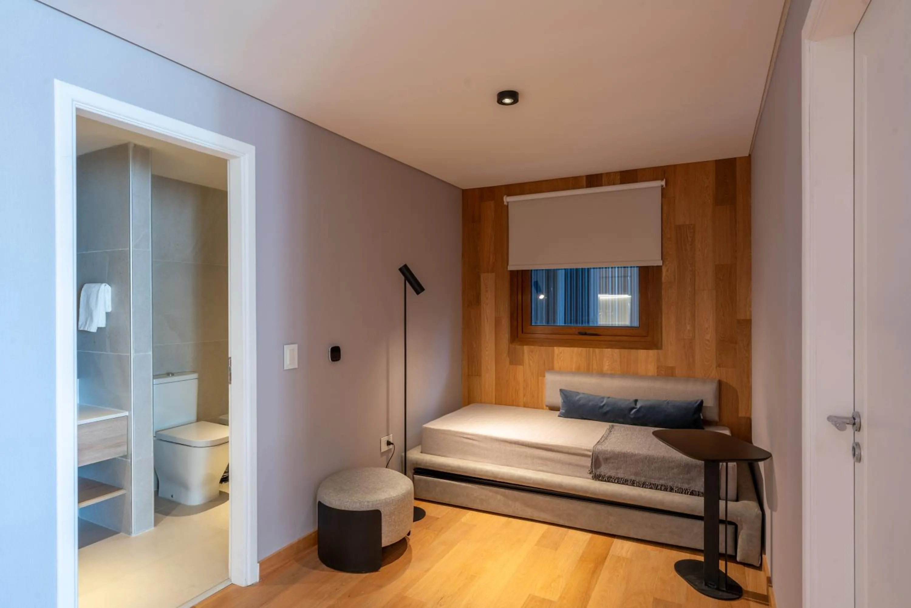 Living room, Bed in Radisson Blu Bariloche