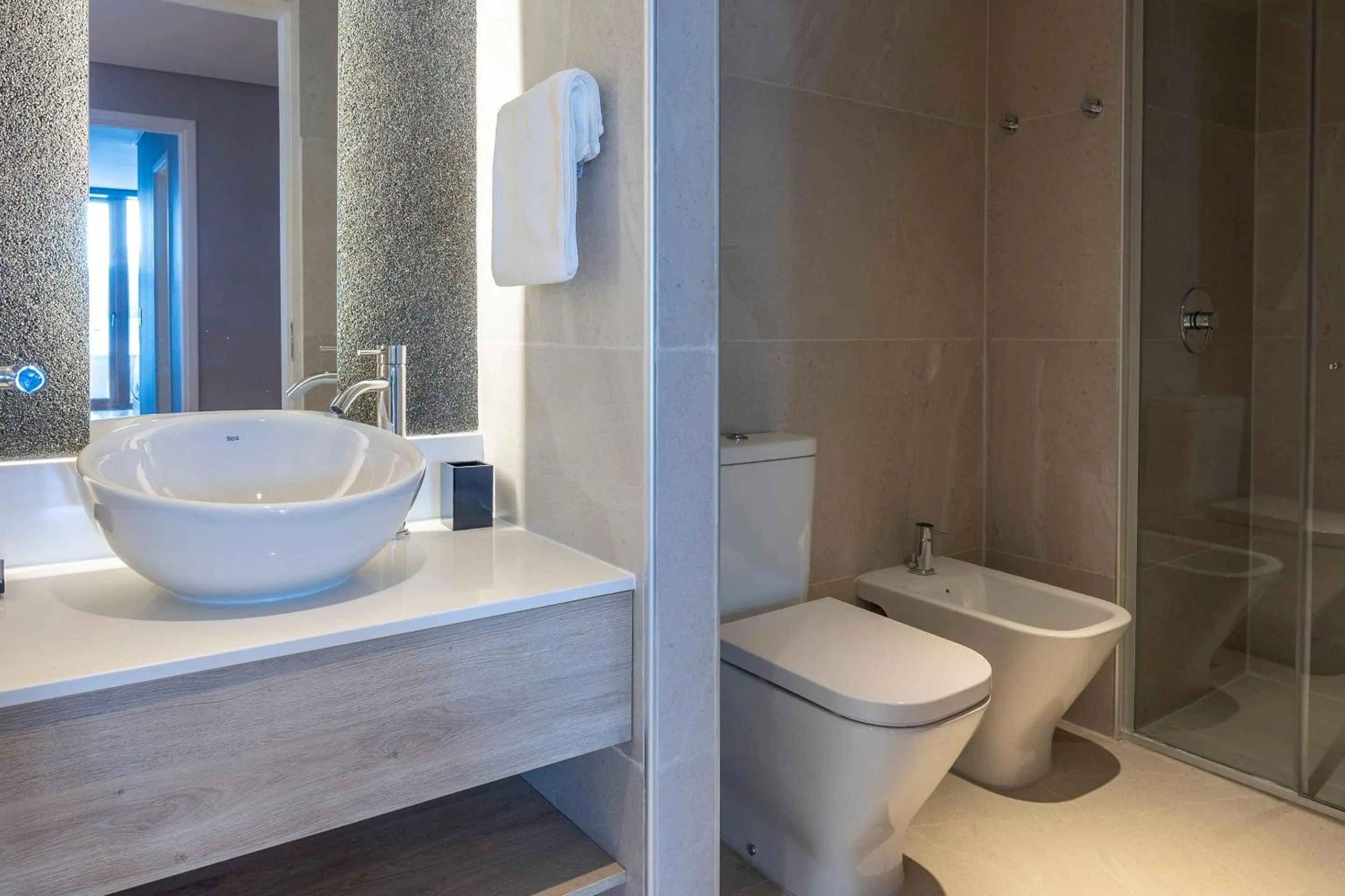 Bedroom in Radisson Blu Bariloche