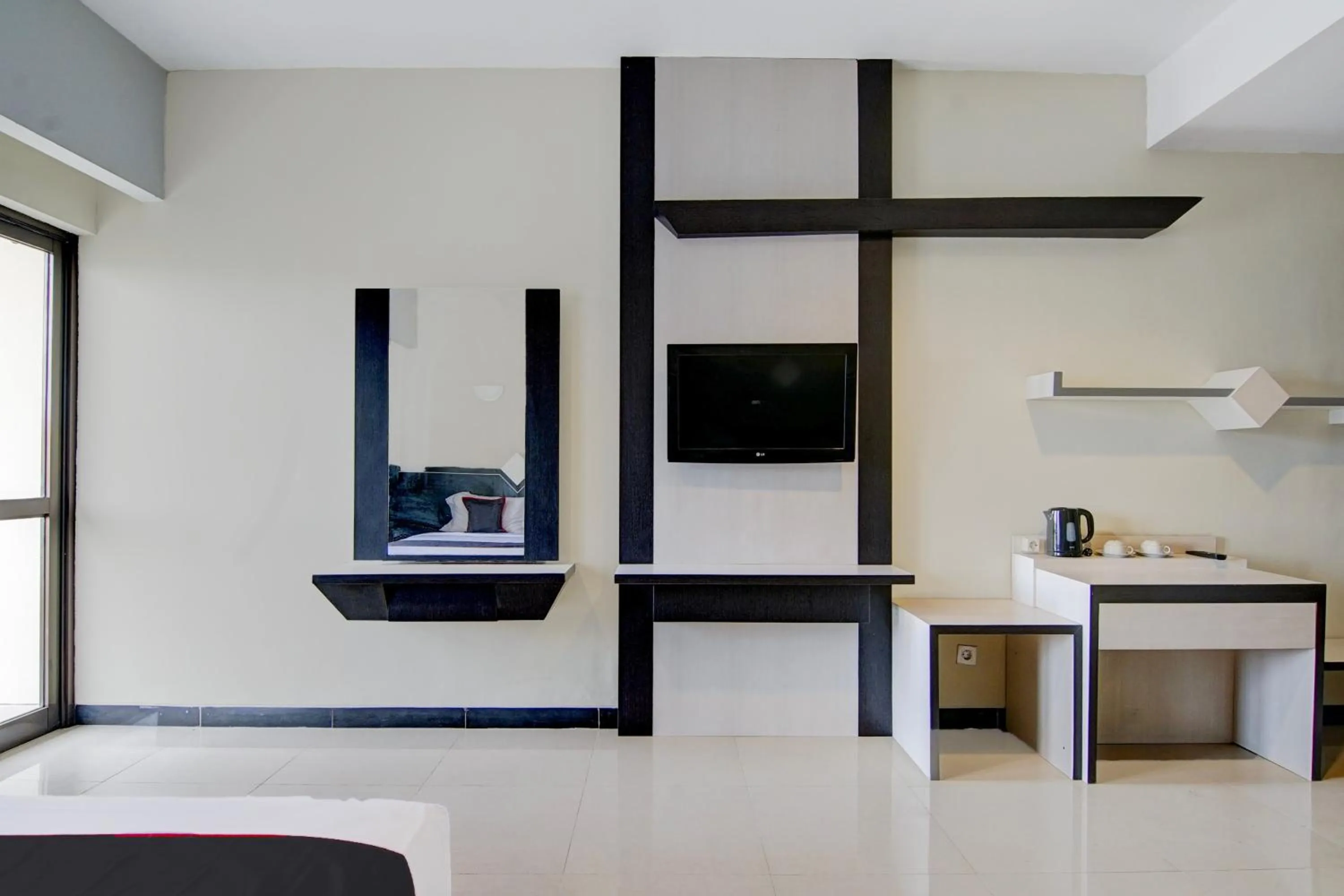 Bedroom, Bed in Townhouse Oak Pekanbaru near Mall Pekanbaru formerly Hotel Grand Sahara