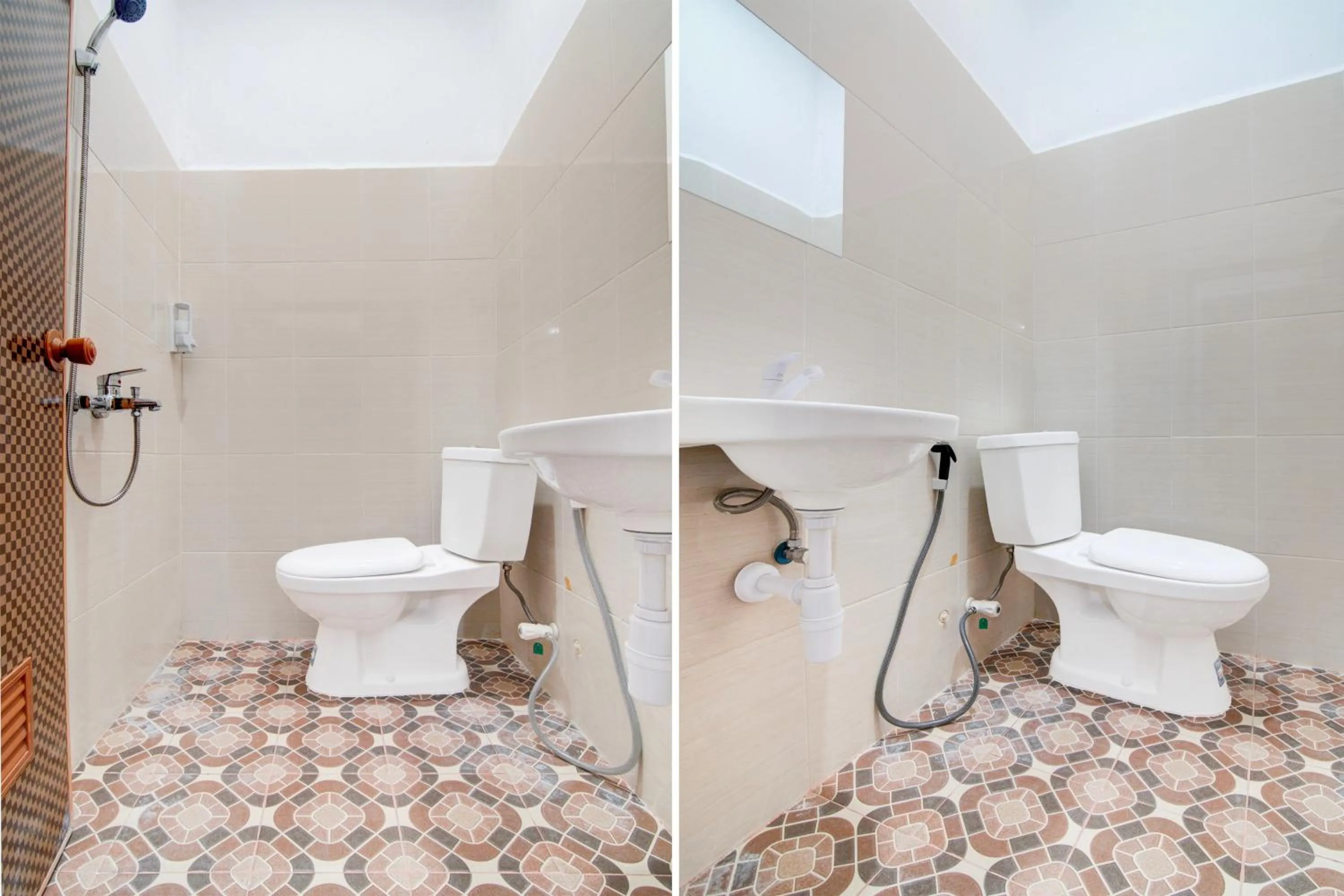 Bathroom in Townhouse Oak Pekanbaru near Mall Pekanbaru formerly Hotel Grand Sahara