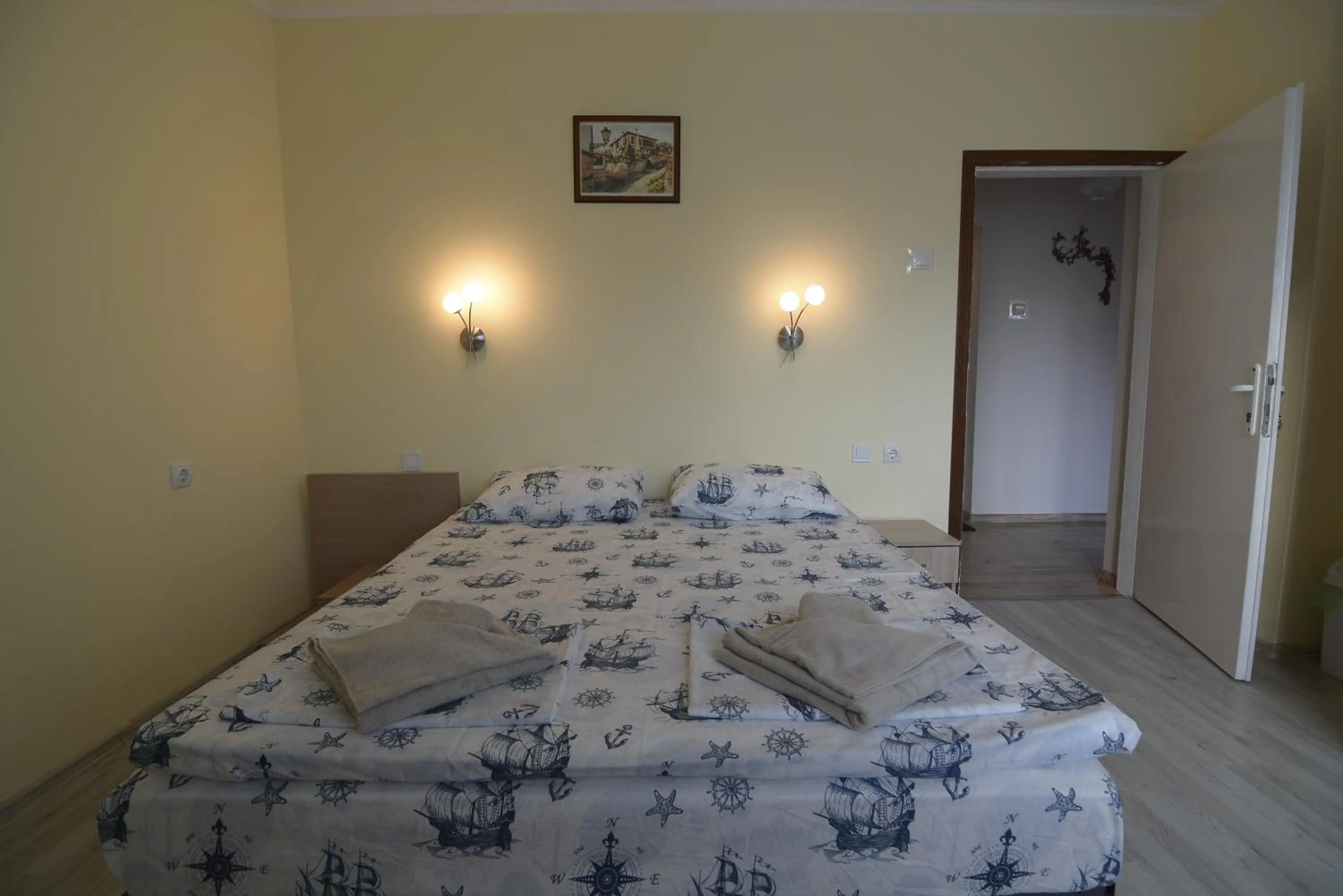 Property building, Bed in Atlantic Complex Ravda