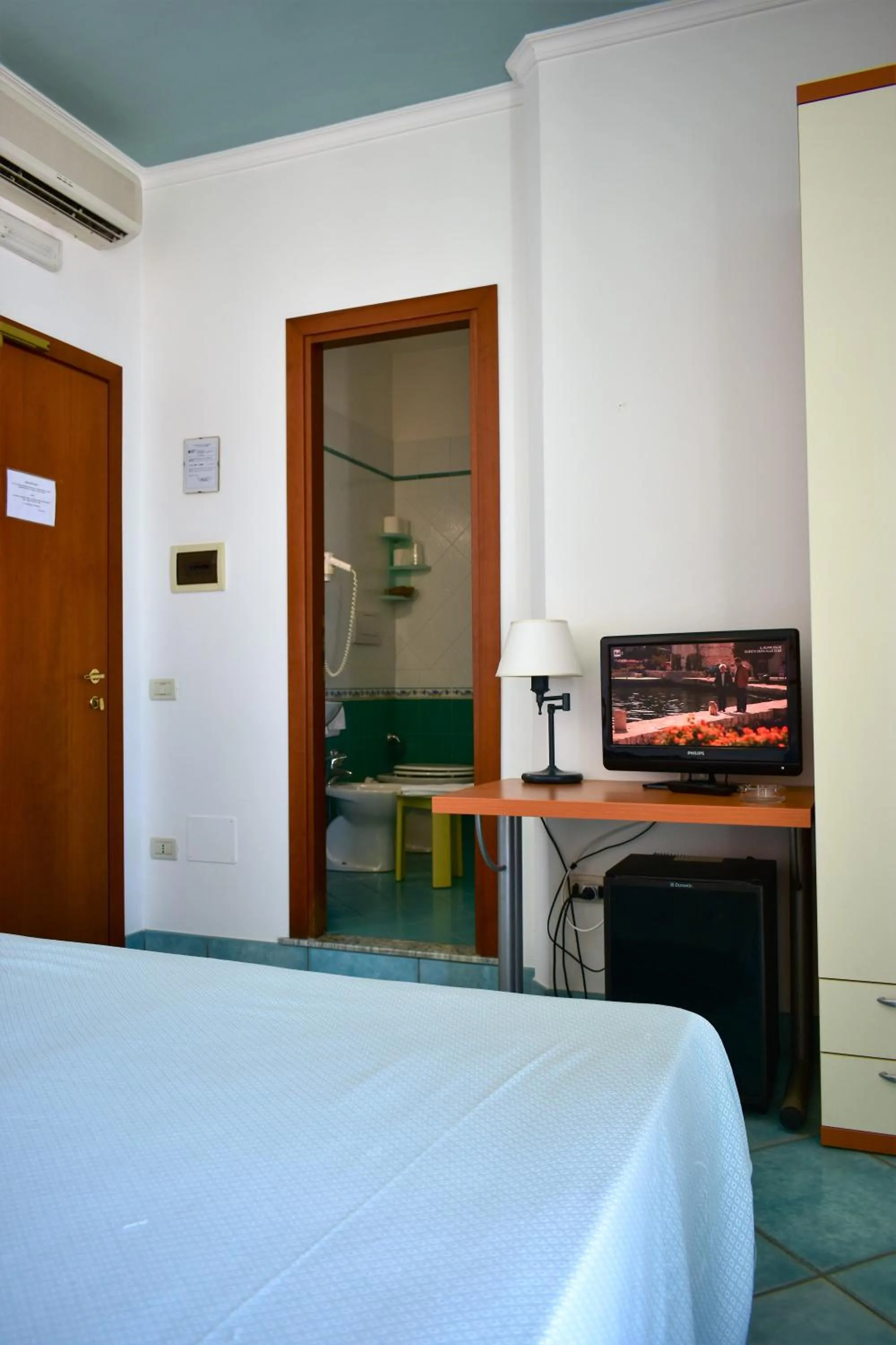 Photo of the whole room, Bed in Hotel Amyclae