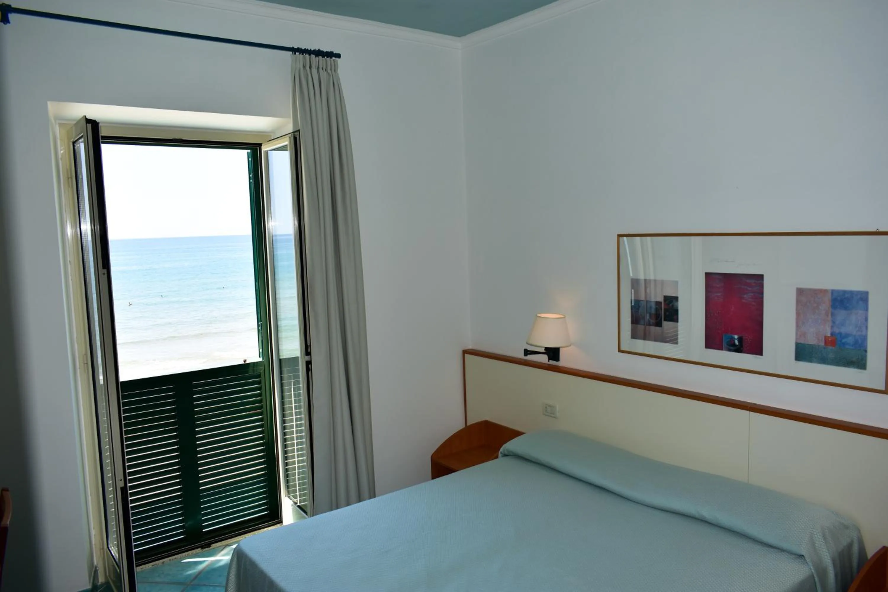 Sea view, Bed in Hotel Amyclae