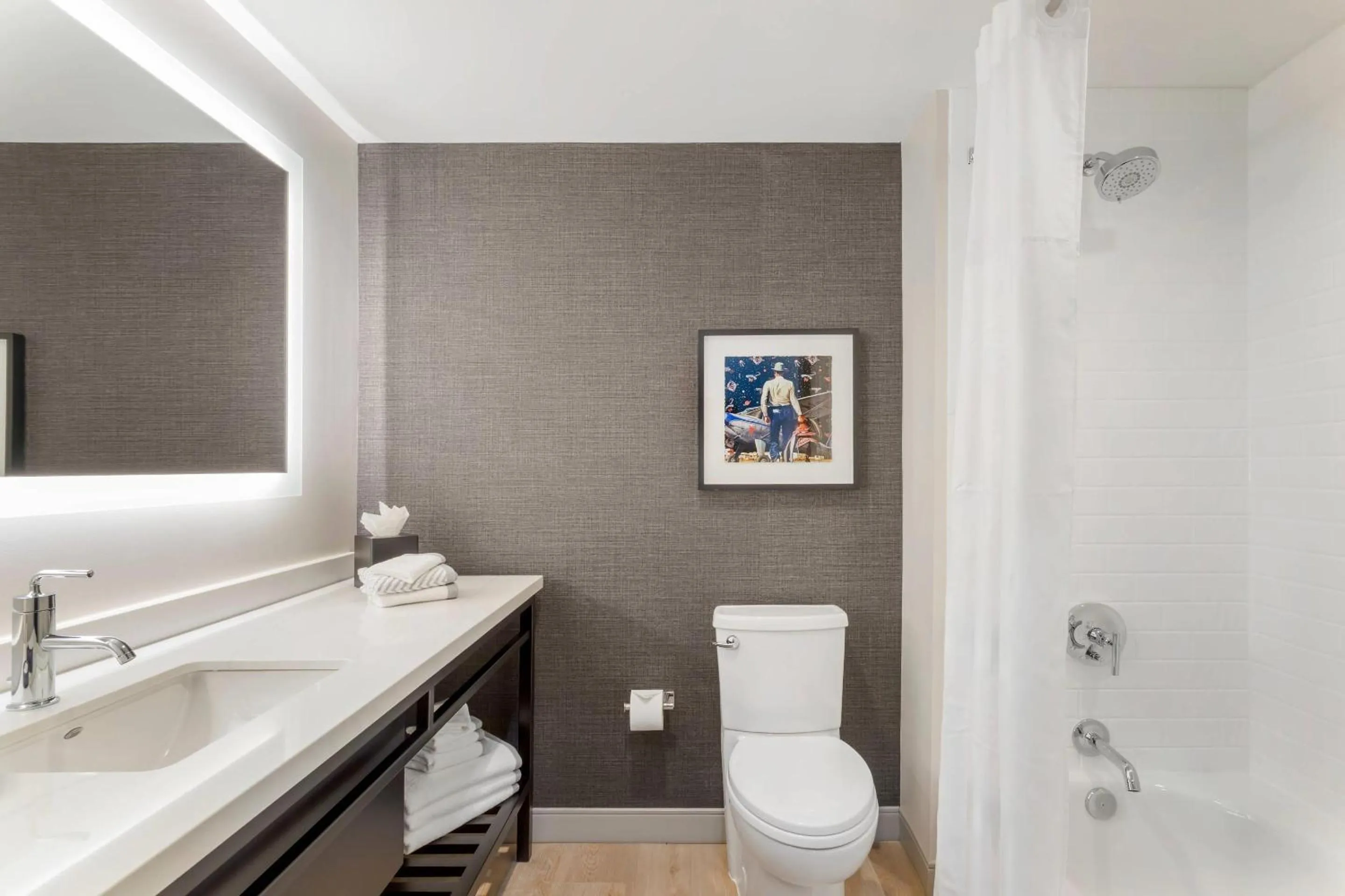 Bedroom in Cambria Hotel Fort Worth - Medical Center