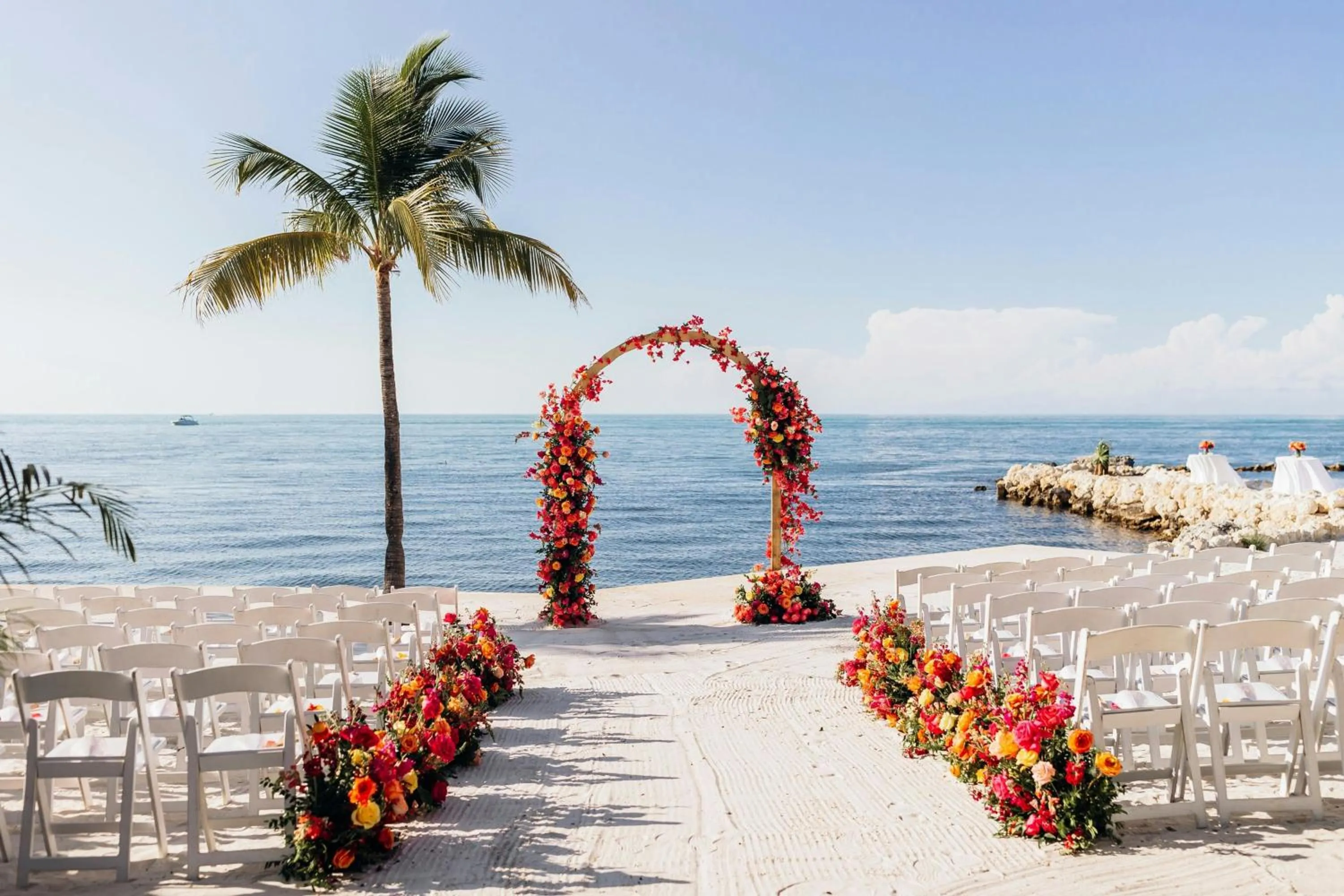 Beach in Courtyard by Marriott Faro Blanco Resort