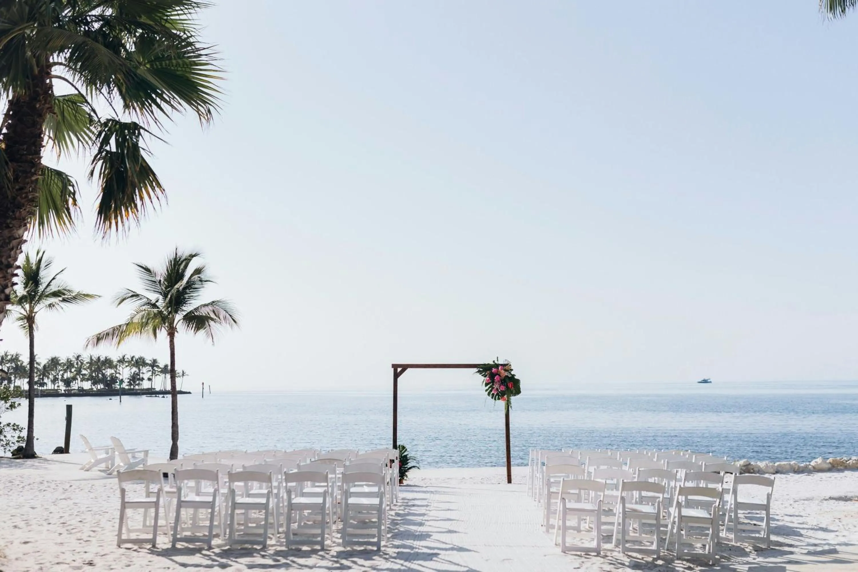 Beach in Courtyard by Marriott Faro Blanco Resort