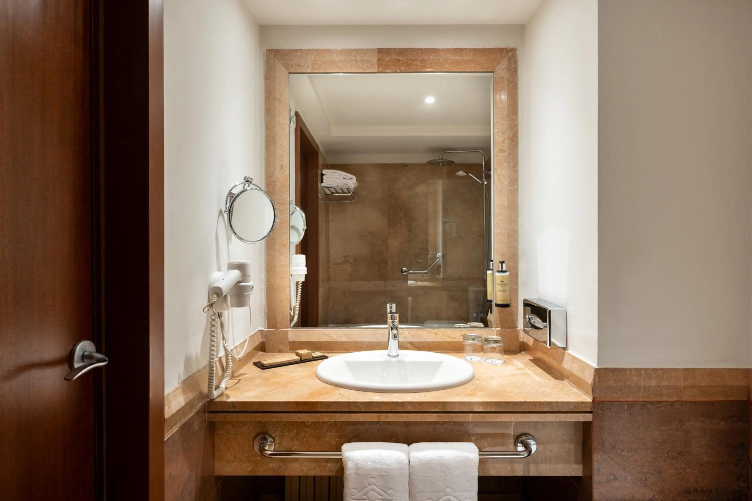 Bathroom in Parador de Calahorra