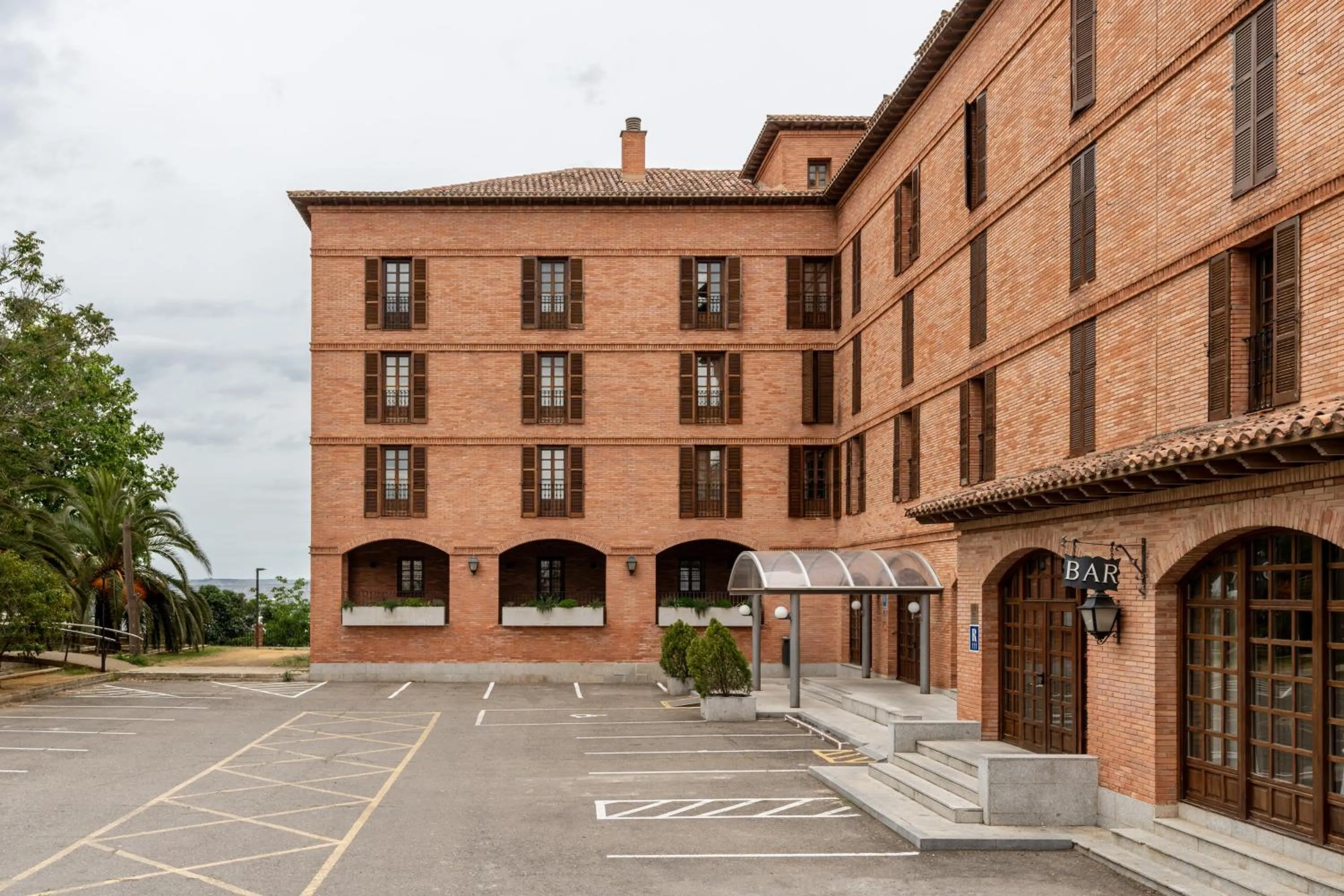 Parking in Parador de Calahorra