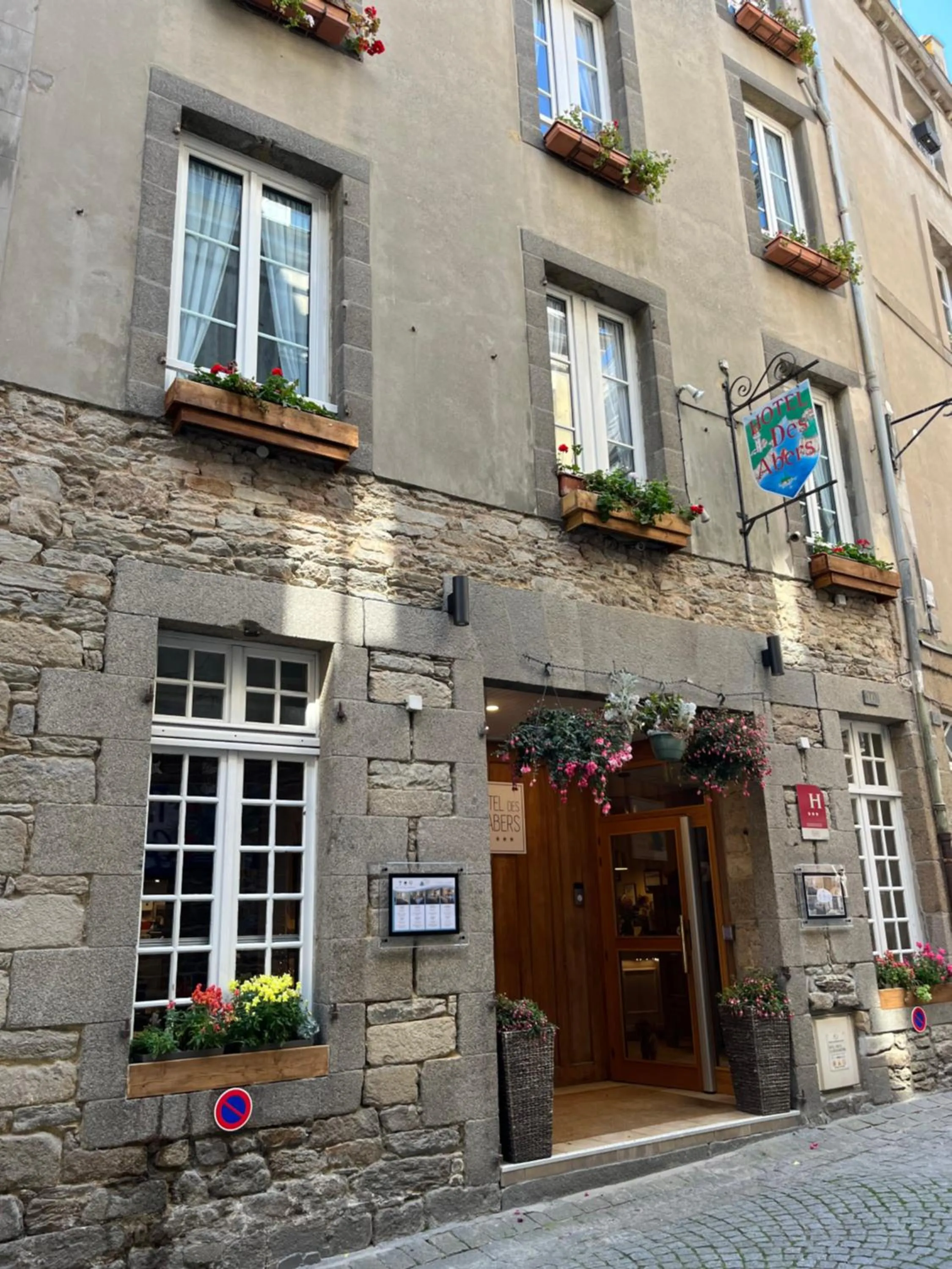 Facade/entrance in Hotel des Abers