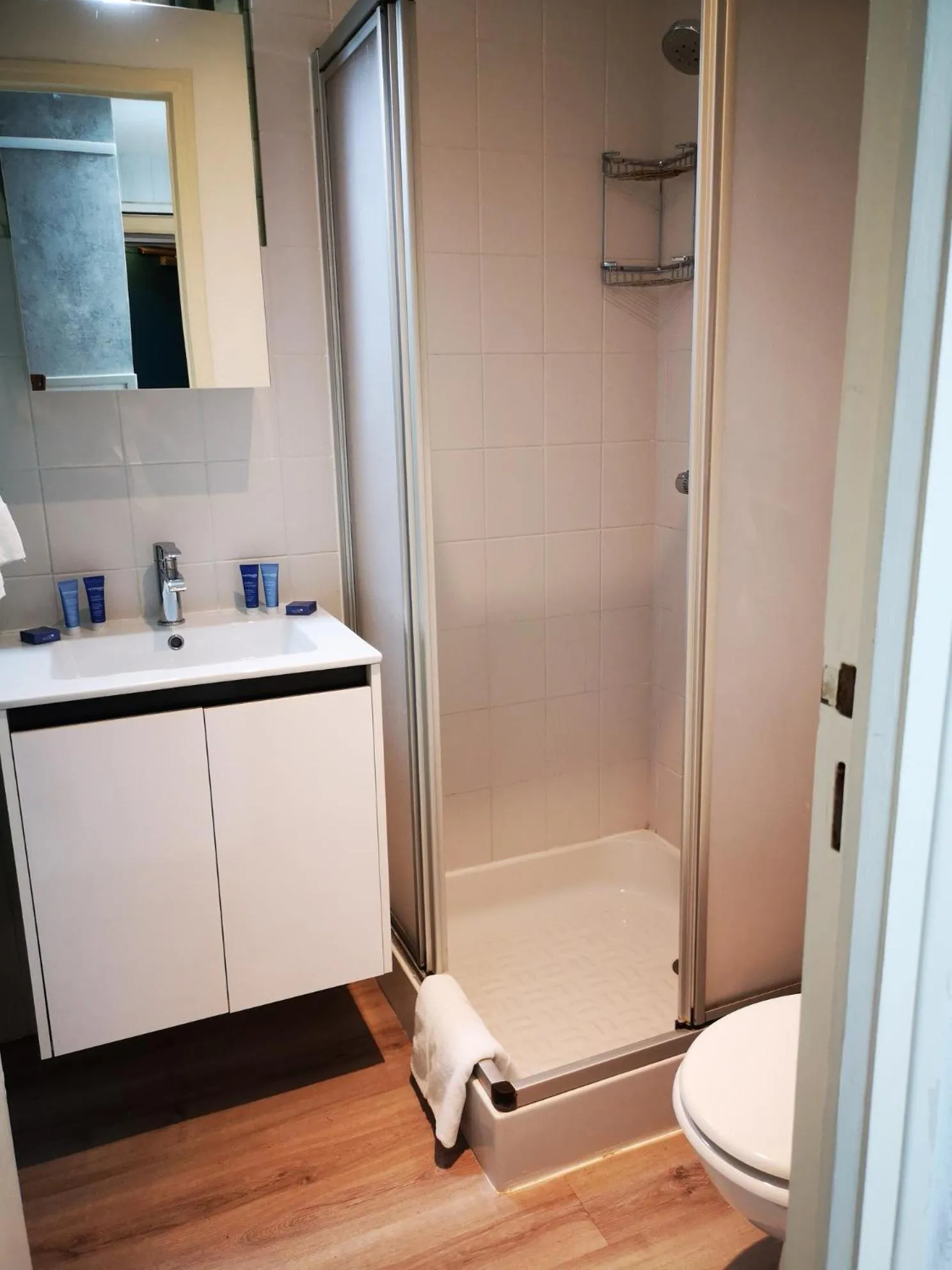 Bathroom in Hotel des Abers