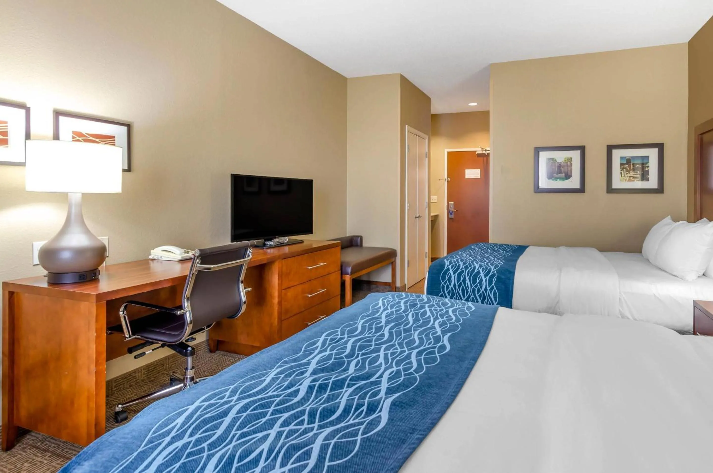 Bedroom, Bed in Comfort Inn & Suites Lynchburg Airport - University Area