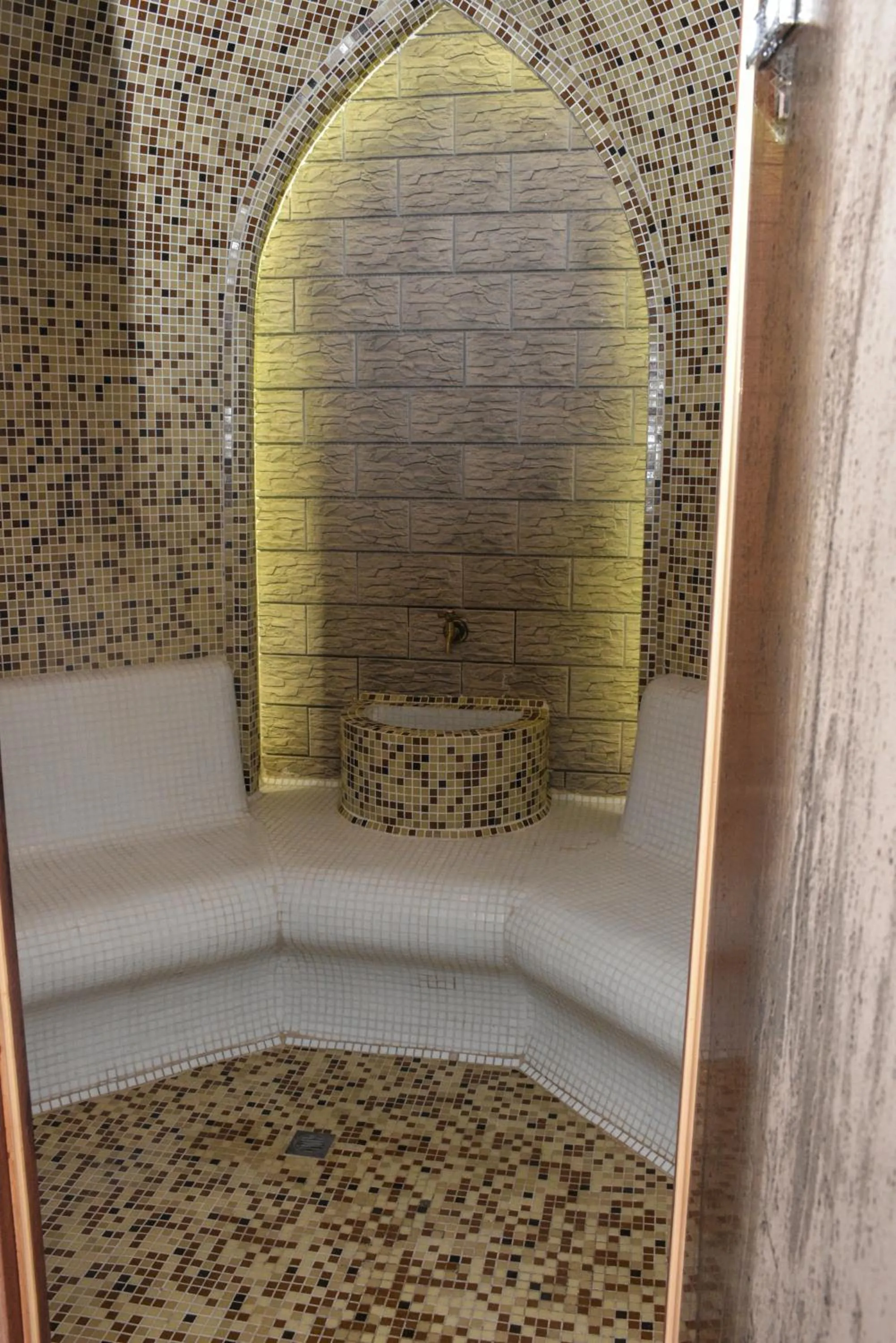 Steam room in Arena Mar Hotel and SPA