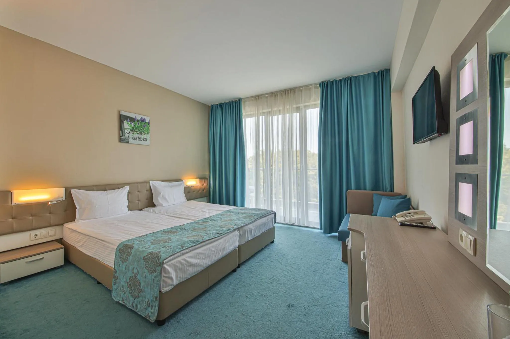 Bed in Arena Mar Hotel and SPA