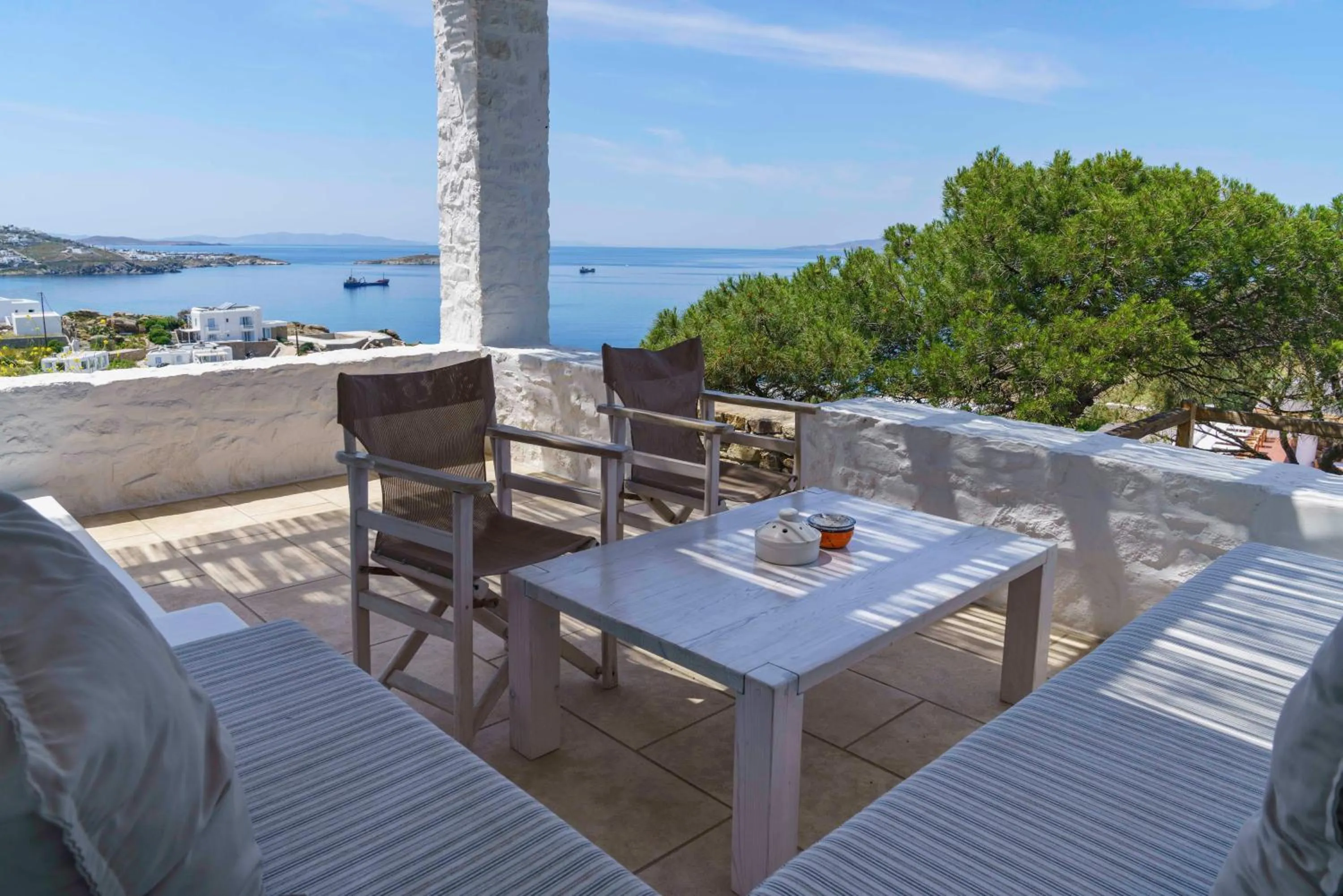 Sea view in Cloud Blue