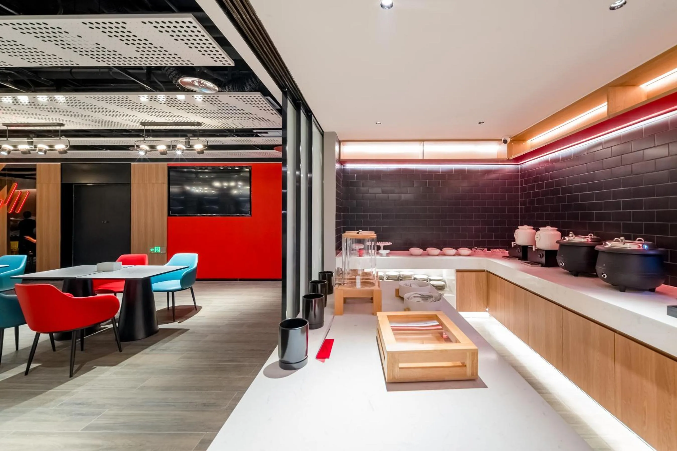 Restaurant/places to eat in ibis Beijing Tiananmen Square Hotel