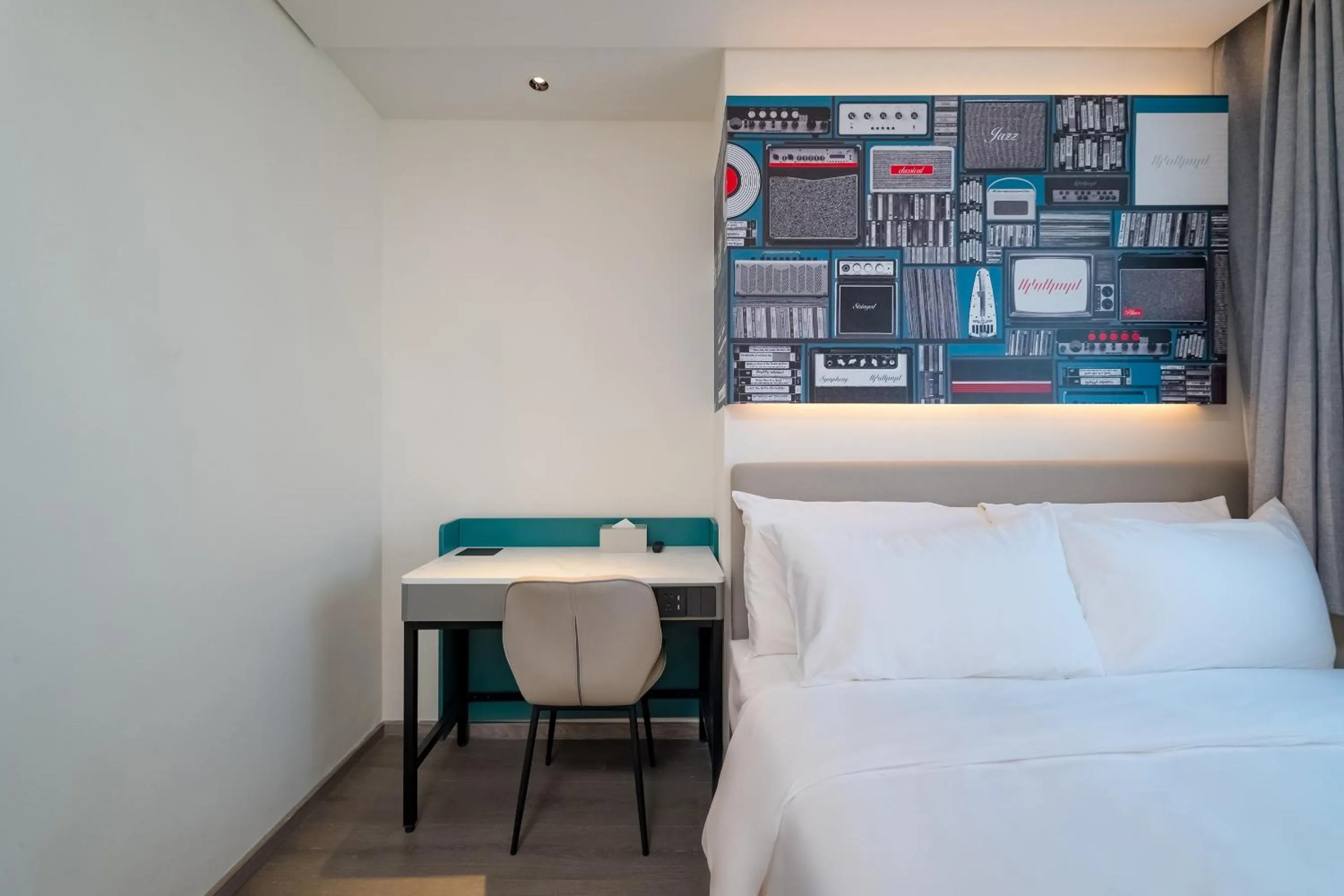 furniture, Bed in ibis Beijing Tiananmen Square Hotel