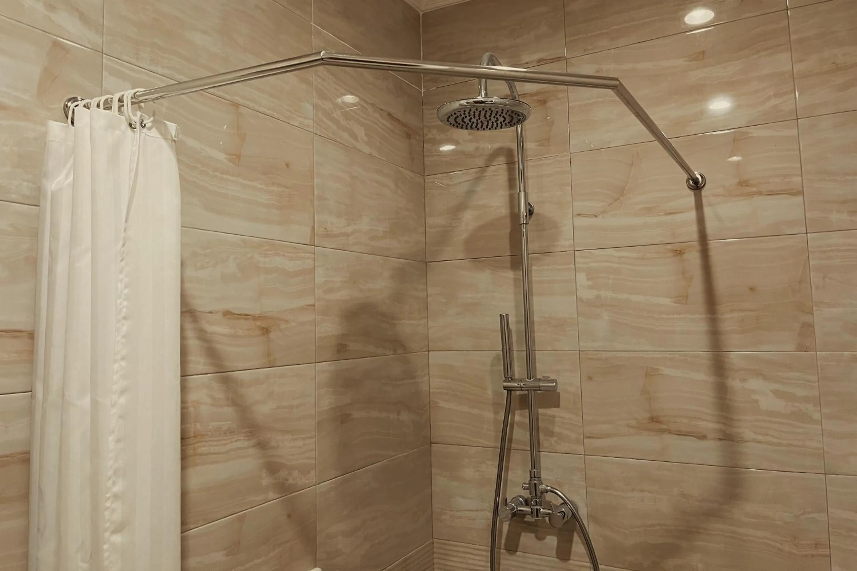 Bathroom in Ahadiat Hotel & Bungalow