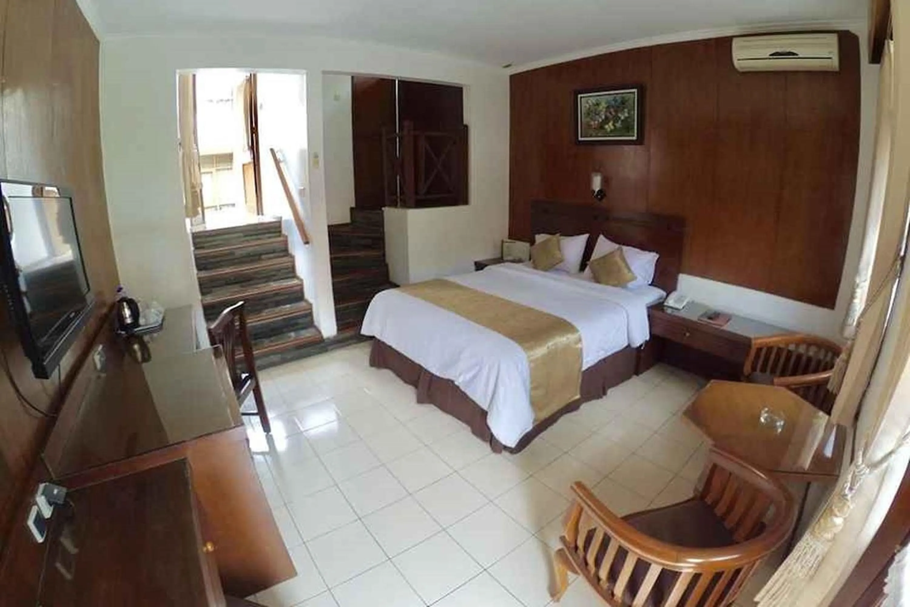 Bed in Ahadiat Hotel & Bungalow