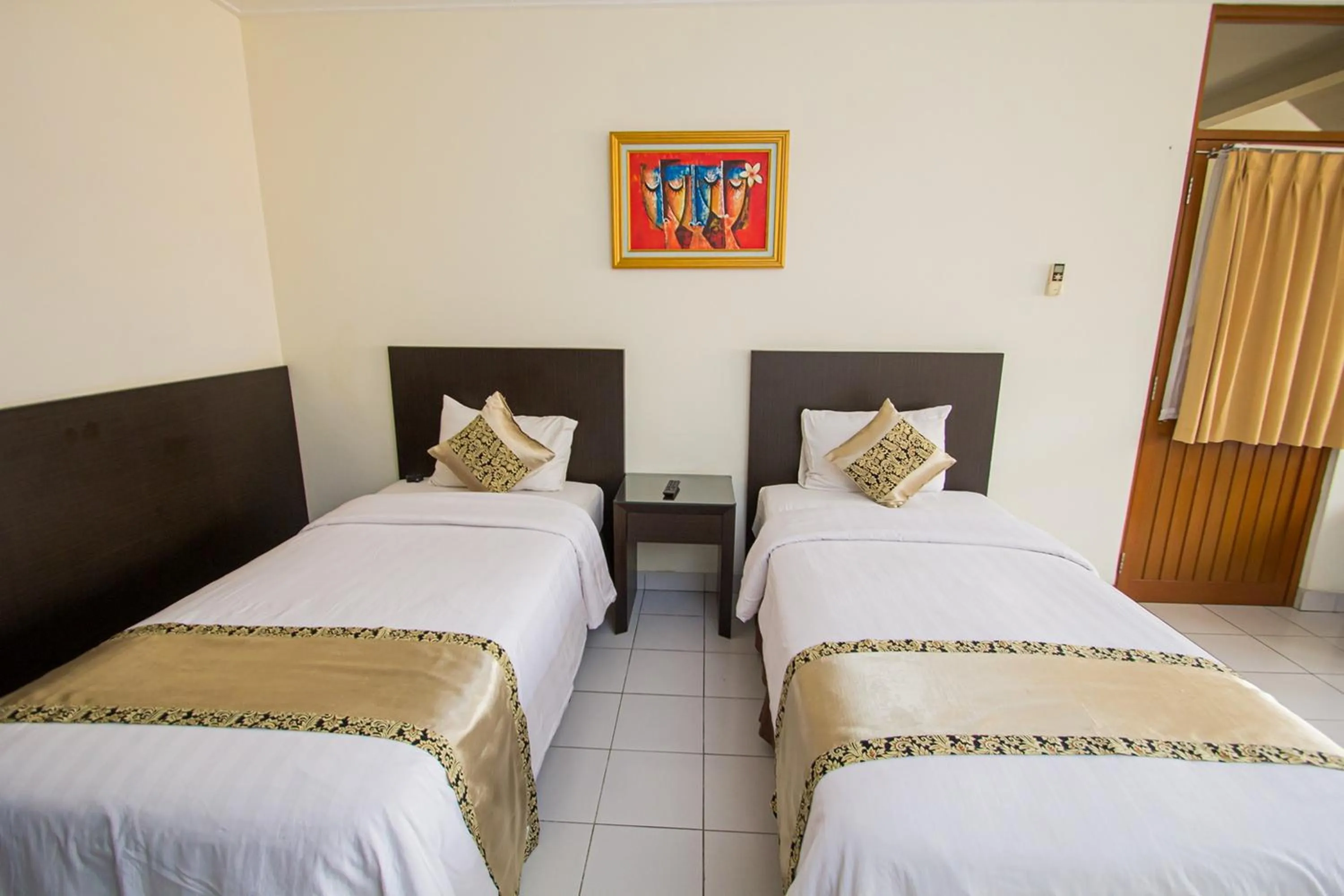 Bedroom, Bed in Ahadiat Hotel & Bungalow