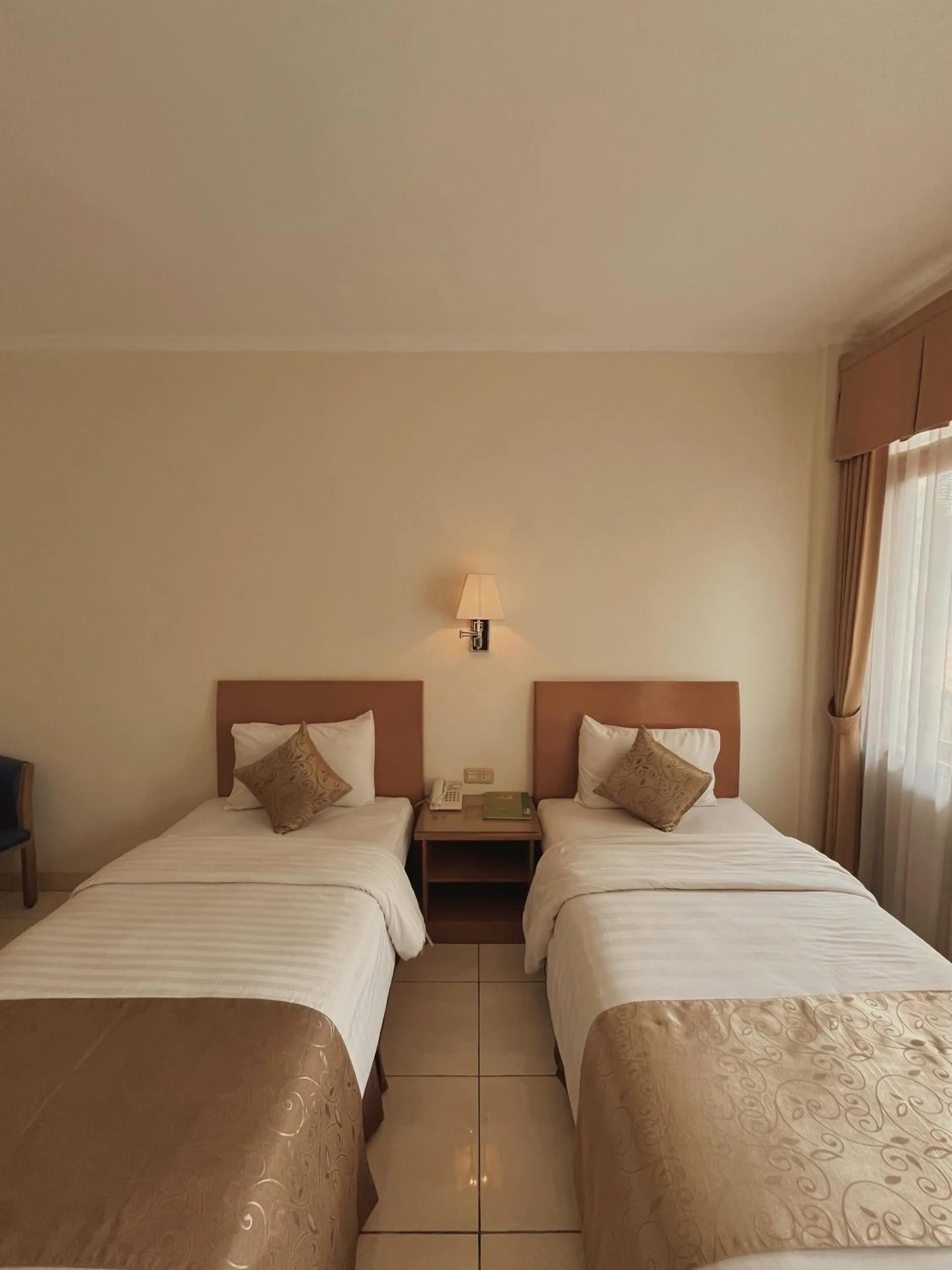 Bed in Ahadiat Hotel & Bungalow