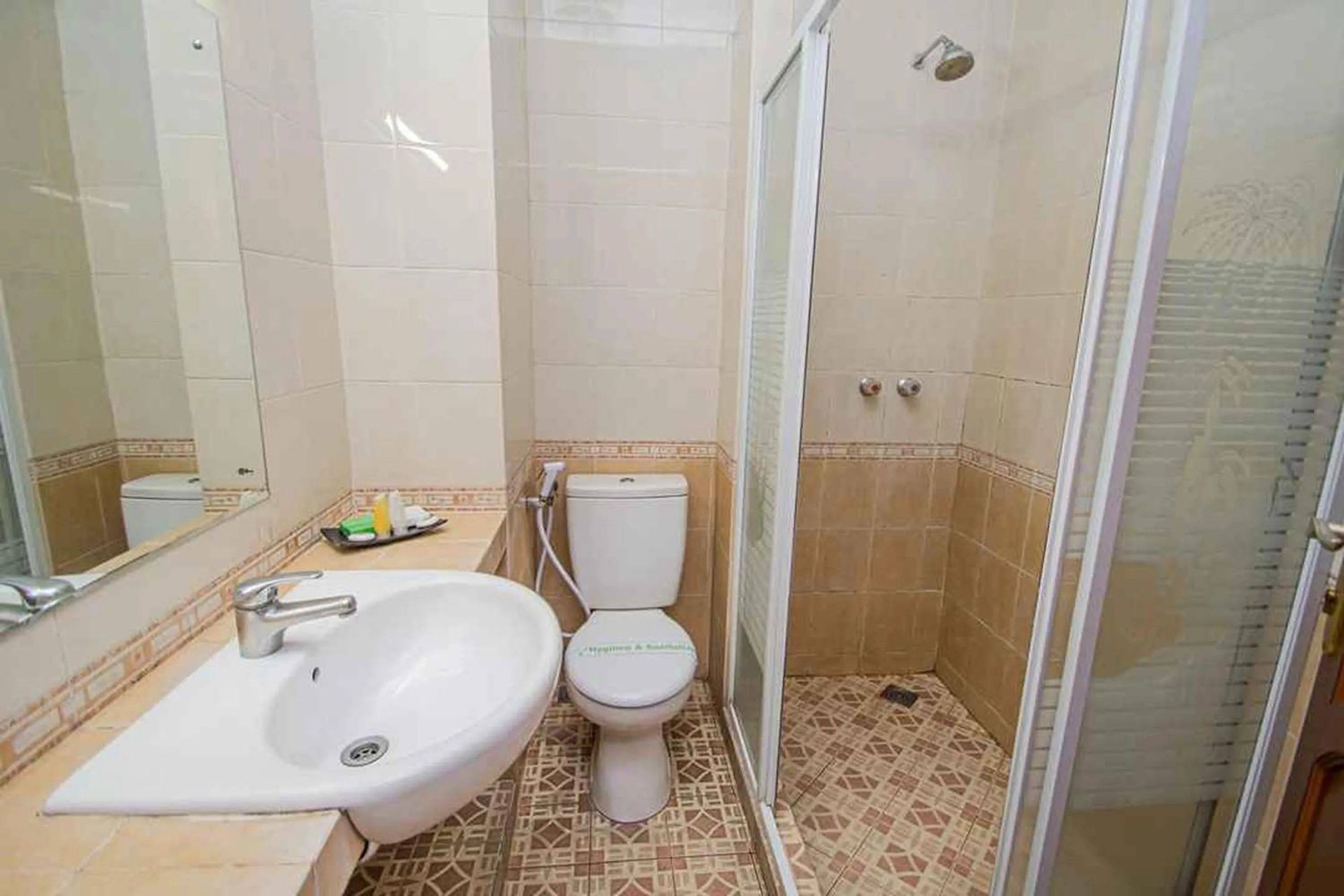 Bathroom in Ahadiat Hotel & Bungalow