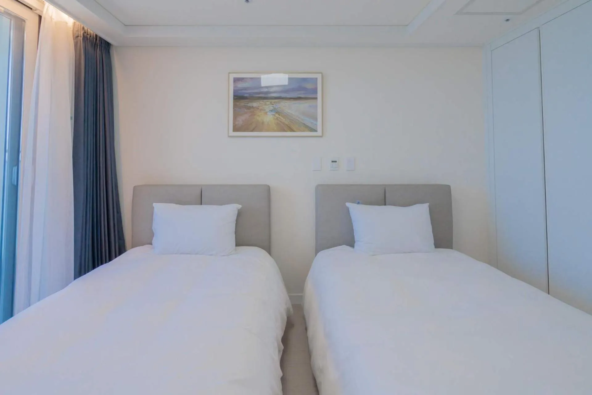 Bed in The Ocean by Owners hotel Yangyang