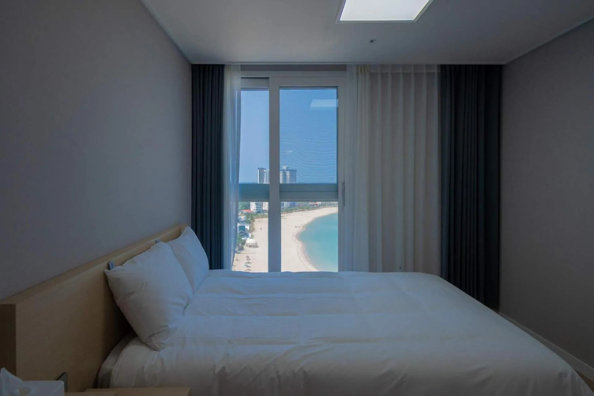 Bed in The Ocean by Owners hotel Yangyang
