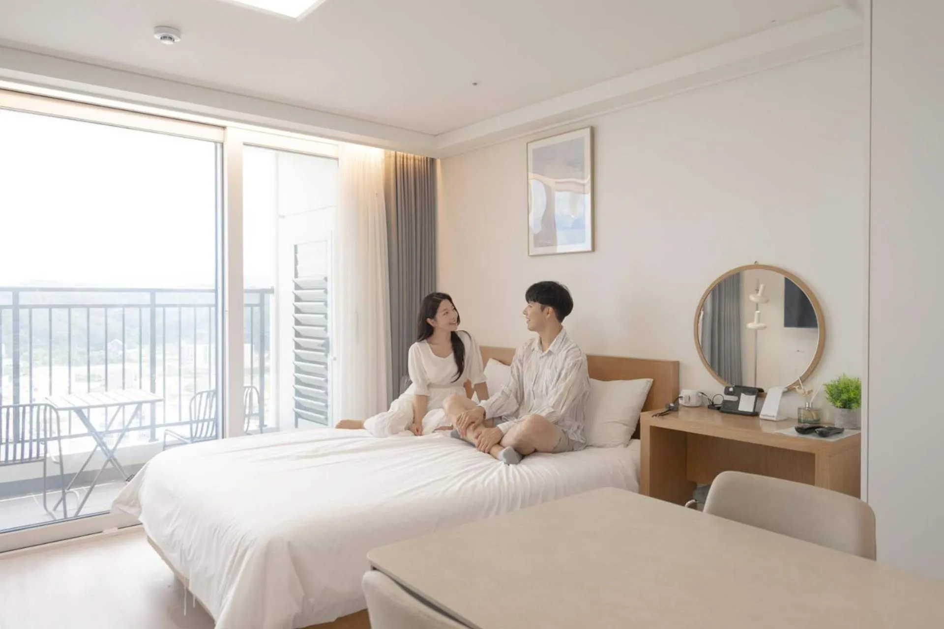 Bed in The Ocean by Owners hotel Yangyang