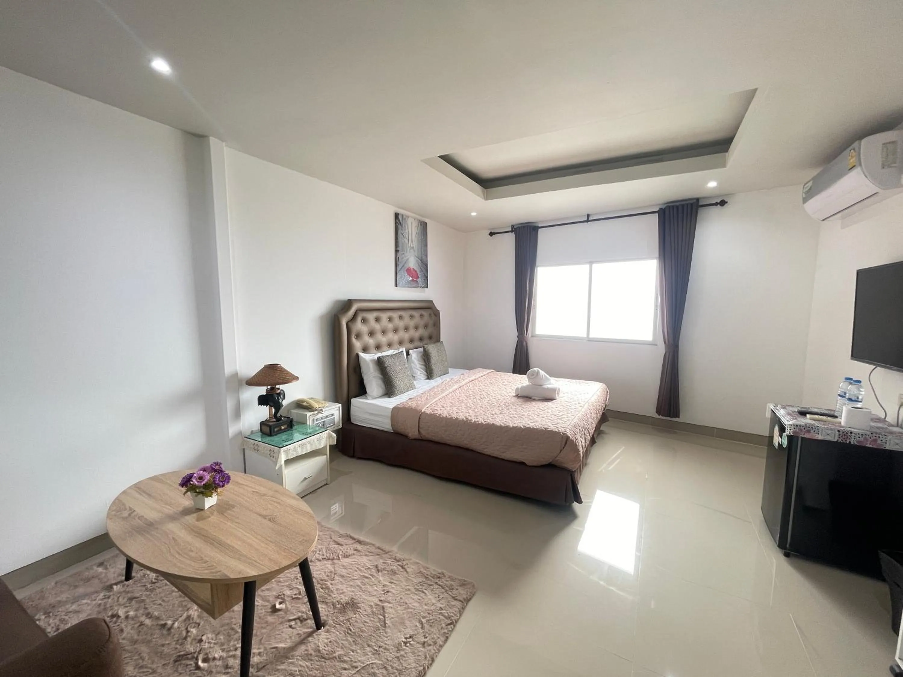 Bedroom, Bed in W-9 Hotel