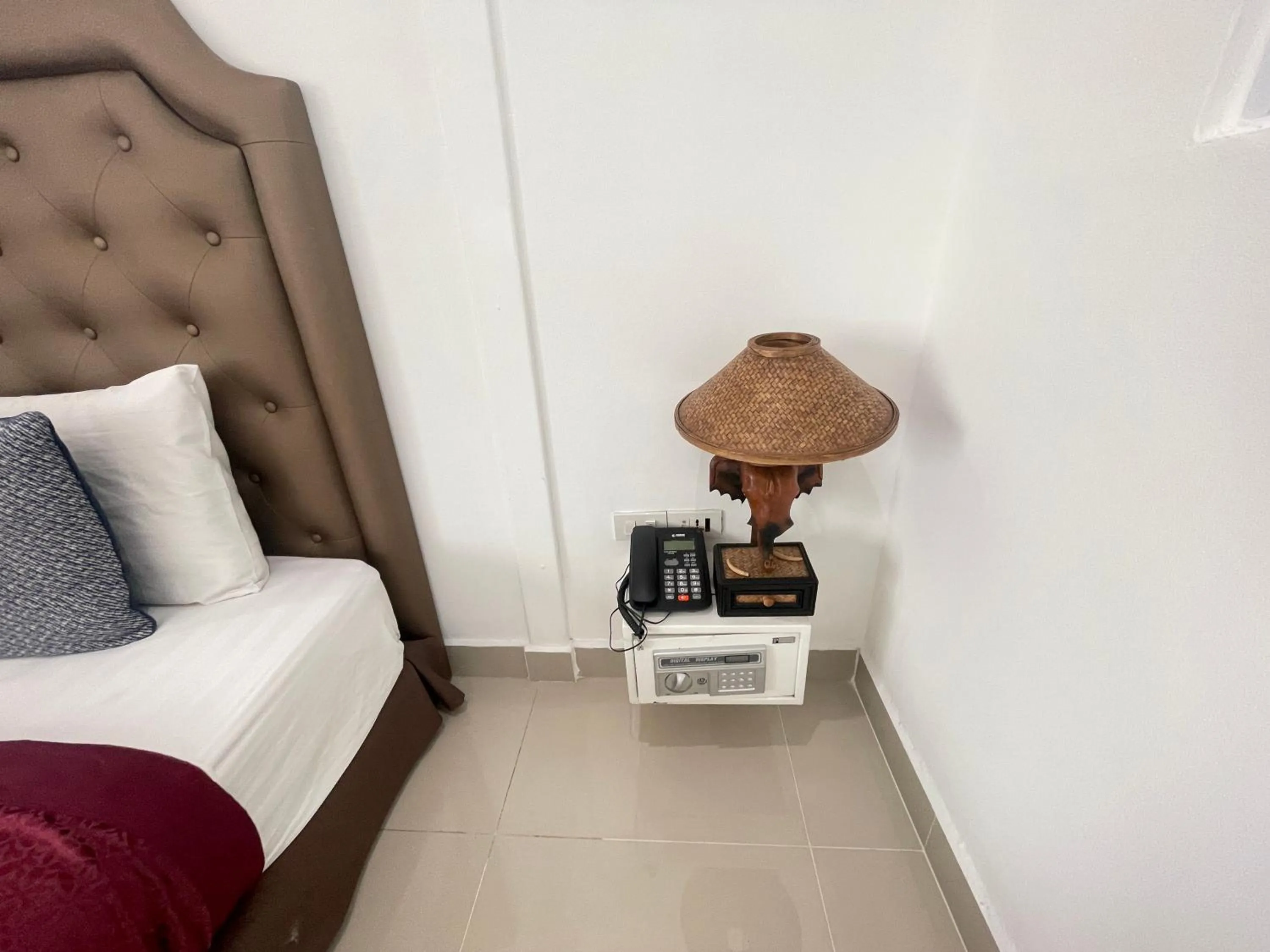 Bedroom in W-9 Hotel