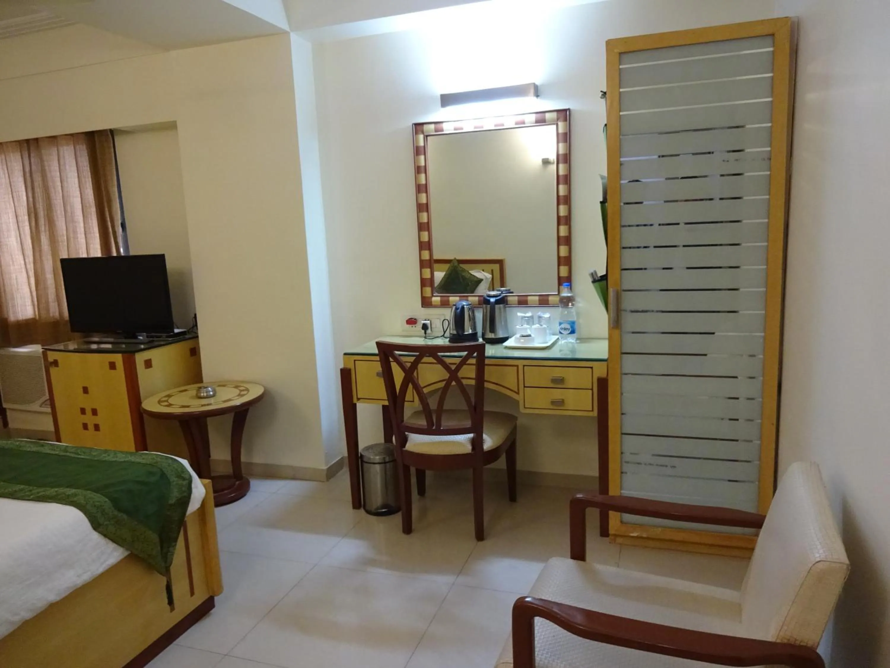 Bed in Treebo Paradise