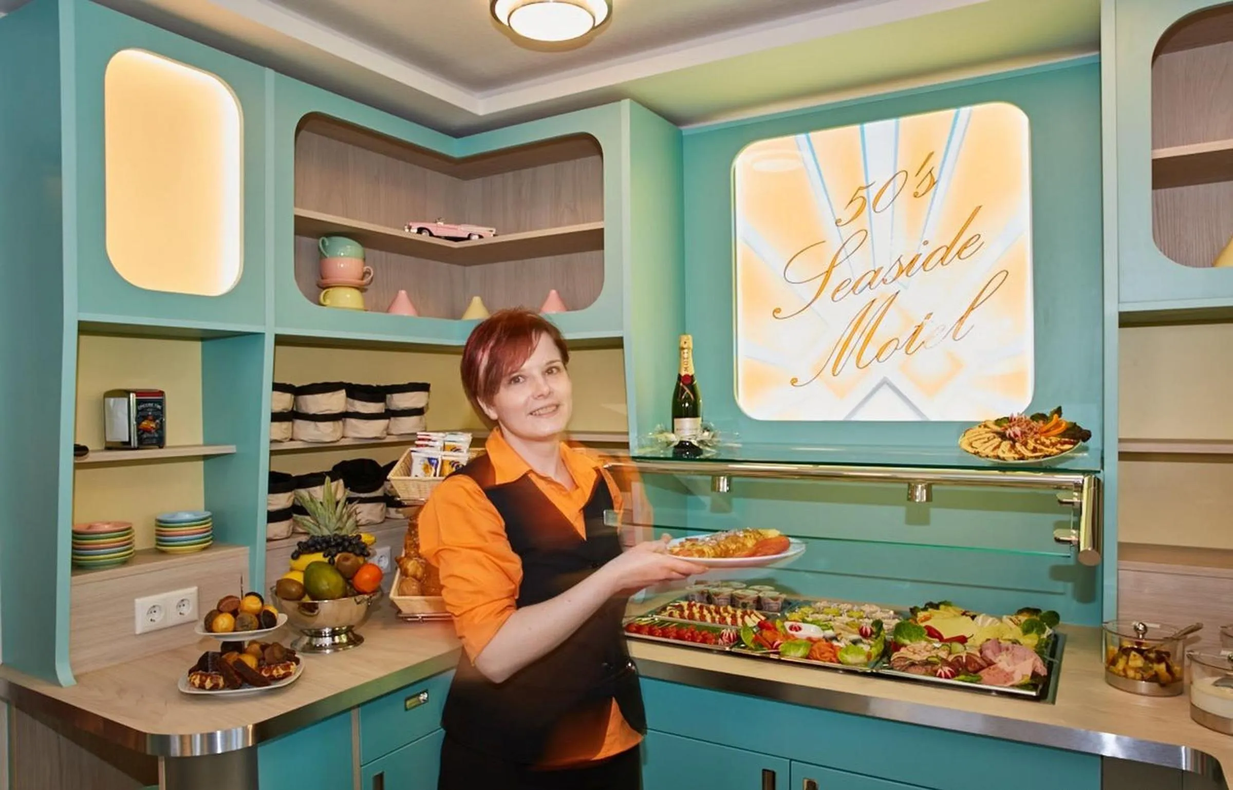 Restaurant/places to eat in Bernstein Hotel "50`s Seaside Motel"