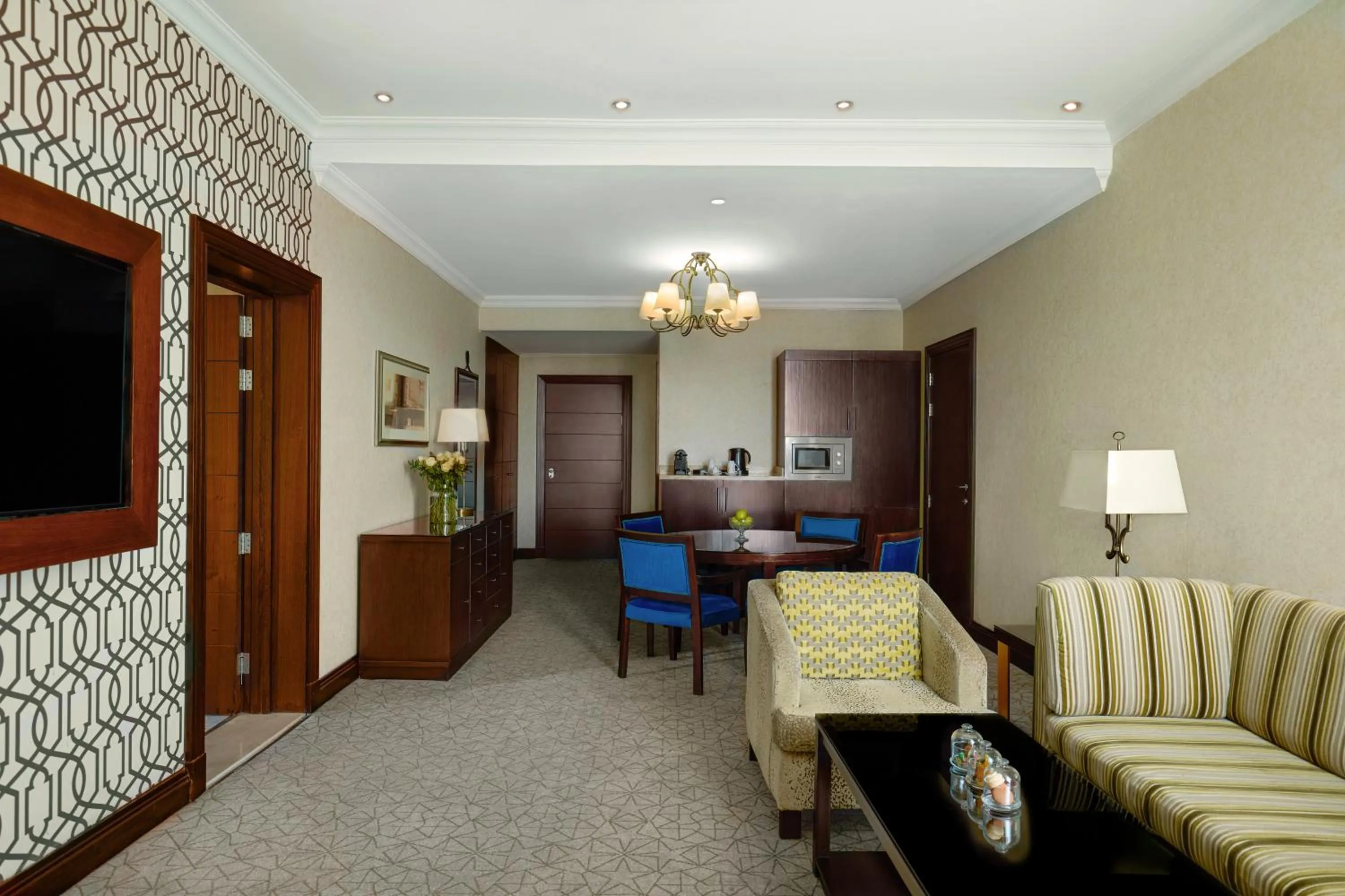 Living room in Royal Maxim Palace Kempinski Cairo