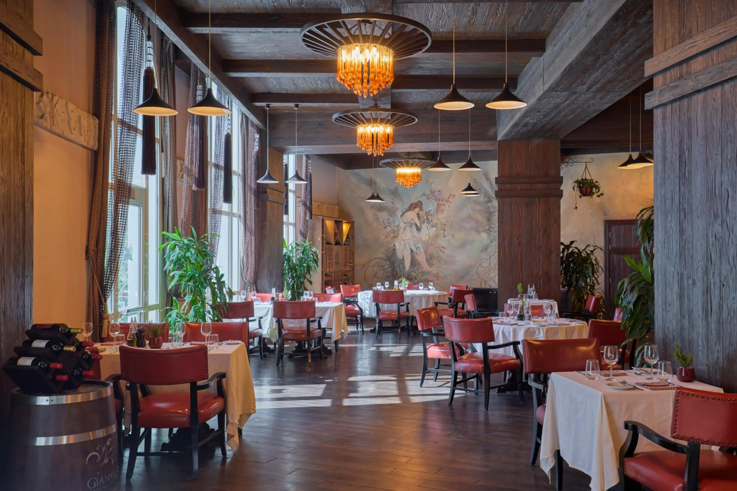 Restaurant/places to eat in Royal Maxim Palace Kempinski Cairo